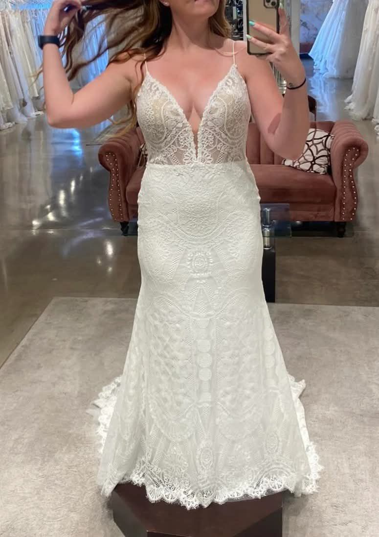 how to make a low cut dress modest modify with a plunging neckline to it more modest? modesty how to fix a low cut prom dress Issa Beaded Little White YGroup_SP2641603 Size:IT 36