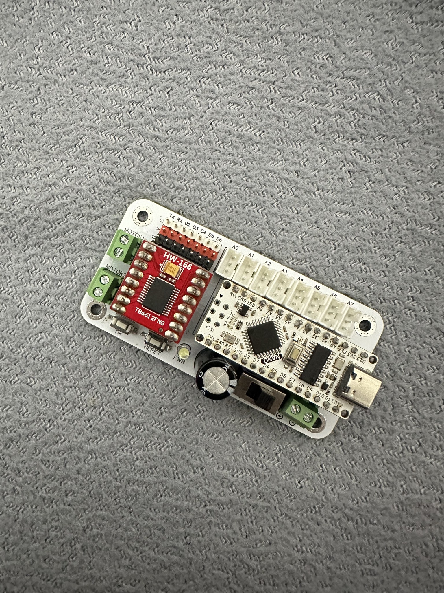 The Gear - Liyab Microcontroller 🔥 This microcontroller is a small yet ...