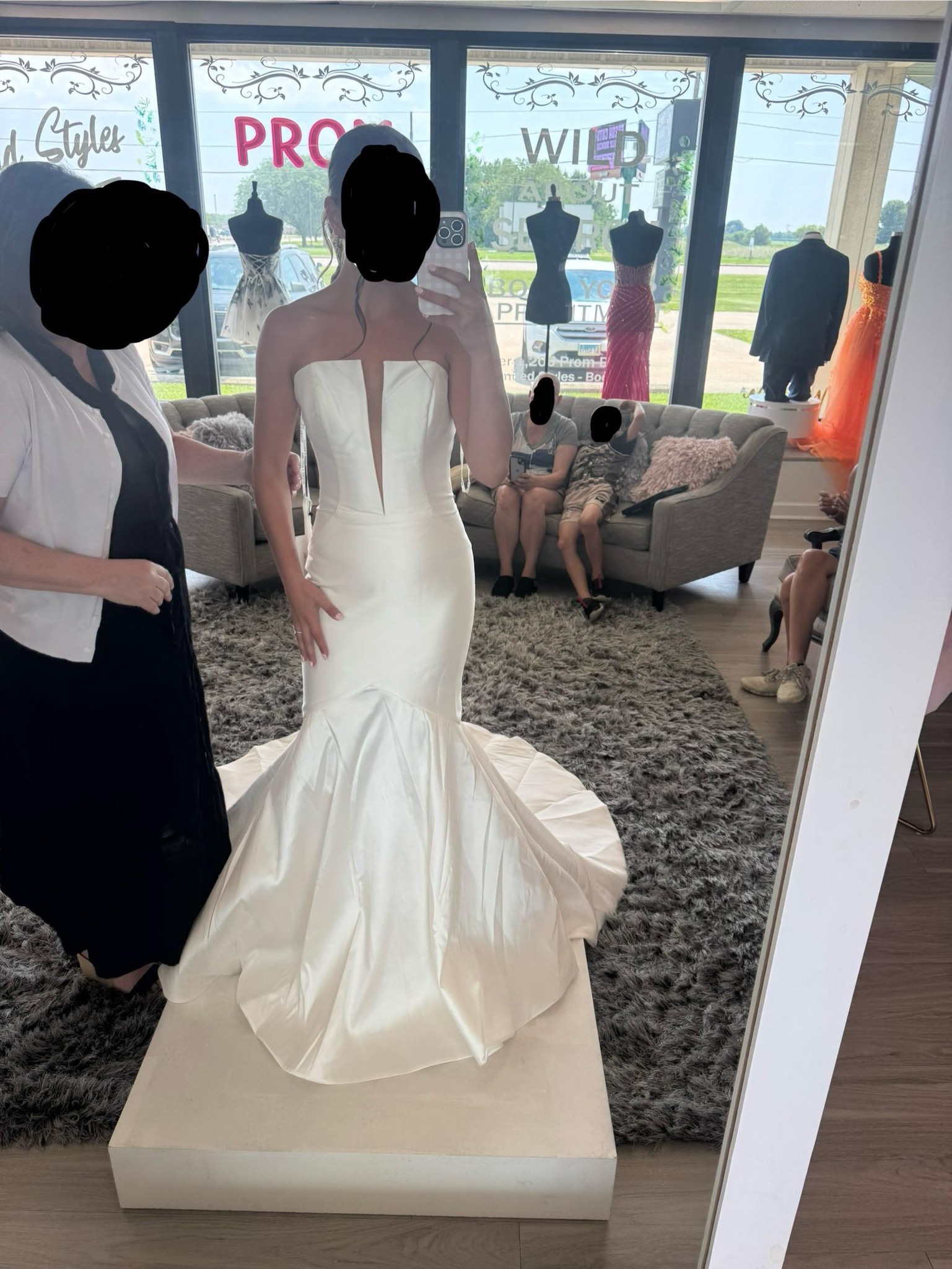 spanx for low cut wedding dress shape wear or bra recommendations this type of pls and thank you 🫶🏼 Vintage Knee-Length V Neck Backless shapewear blue bridal gown Hat Option:NO HAT Seamless Backless Bra for