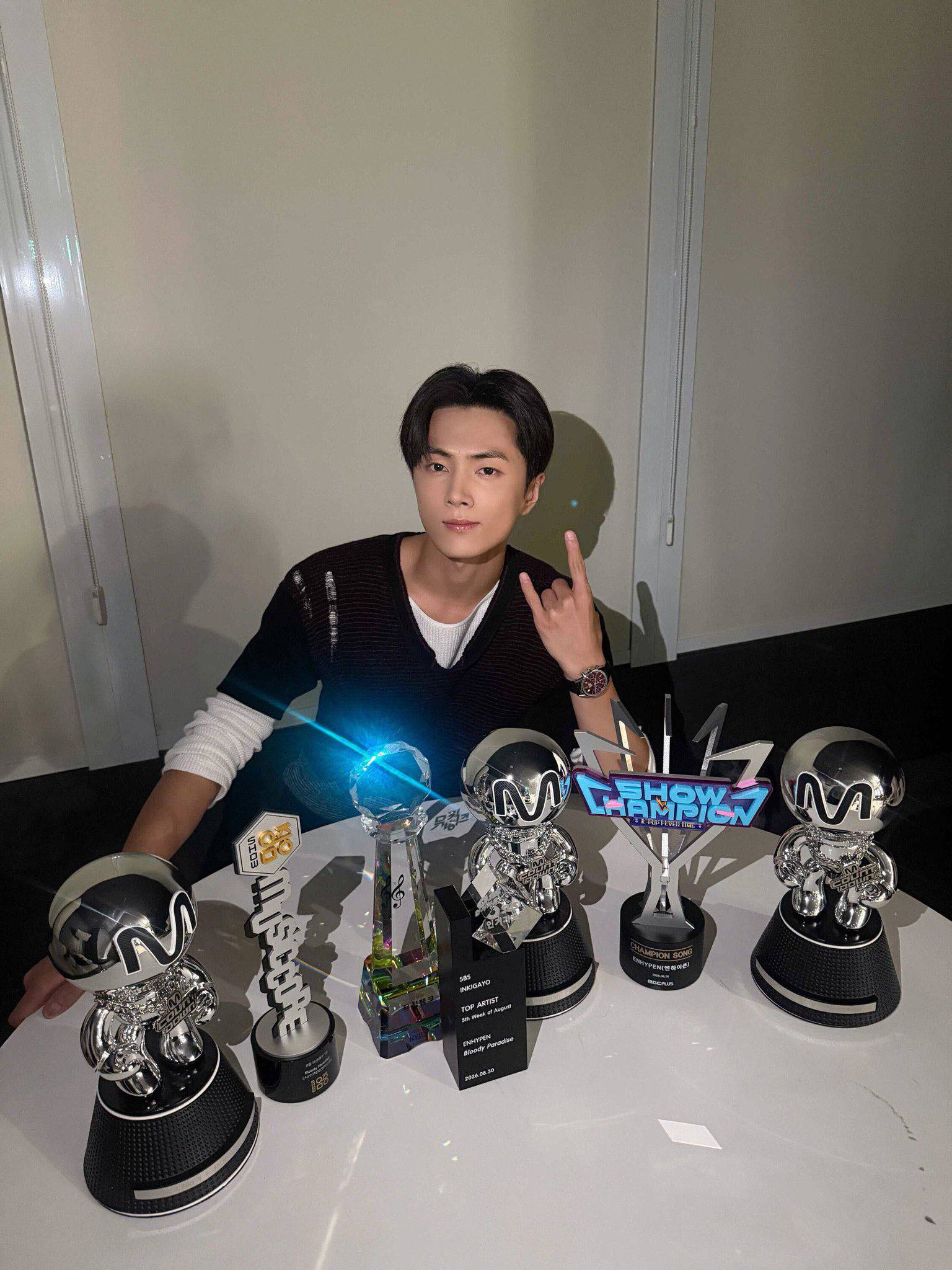 🌟09-21-26| Jay weverse update!! aww~ Jay🥹🫶 🐈‍⬛:“after the