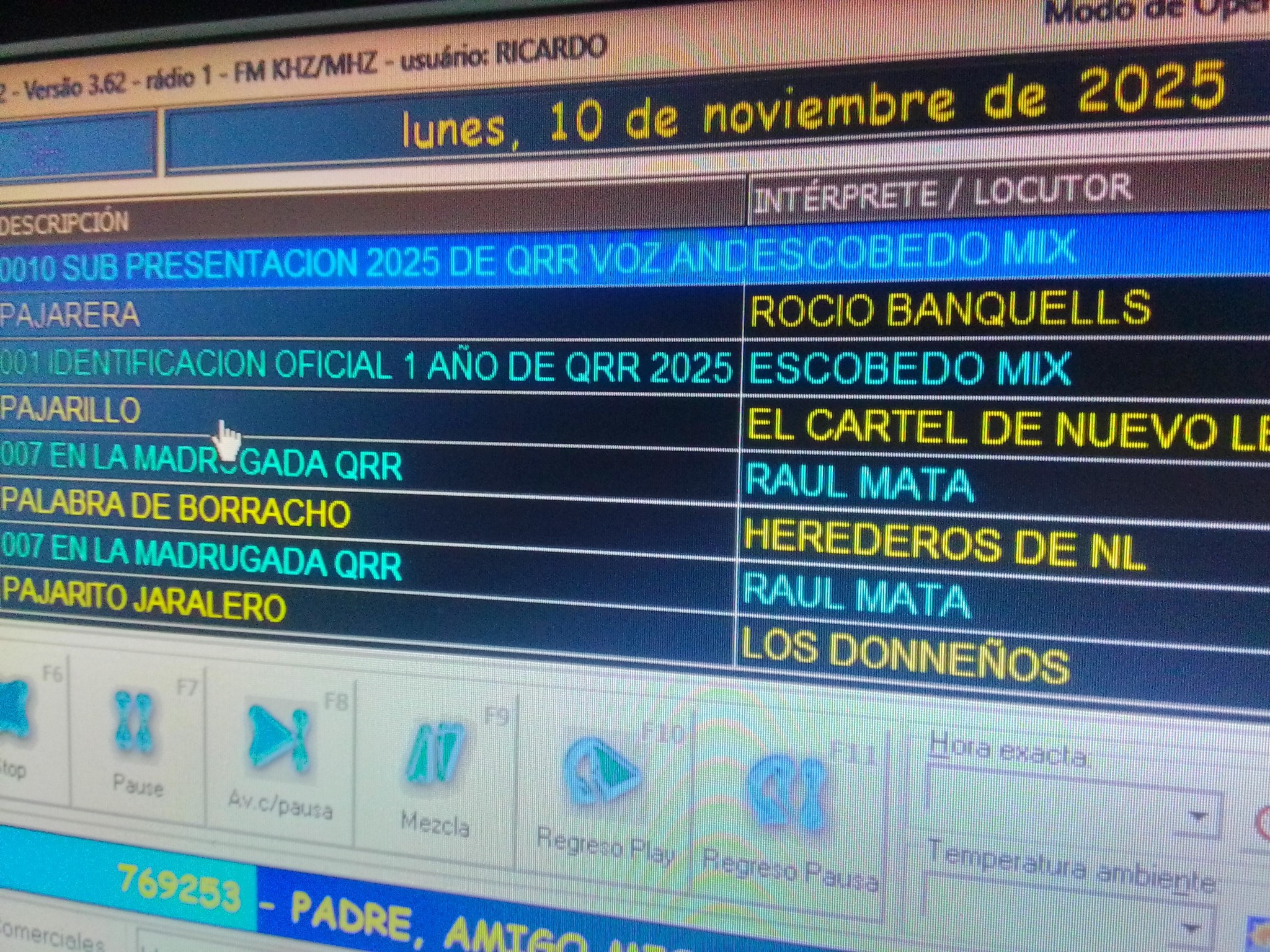 QUE RIKA RADIO Oficial | Seguimos en vivo , 24 horas , iniciando la ...