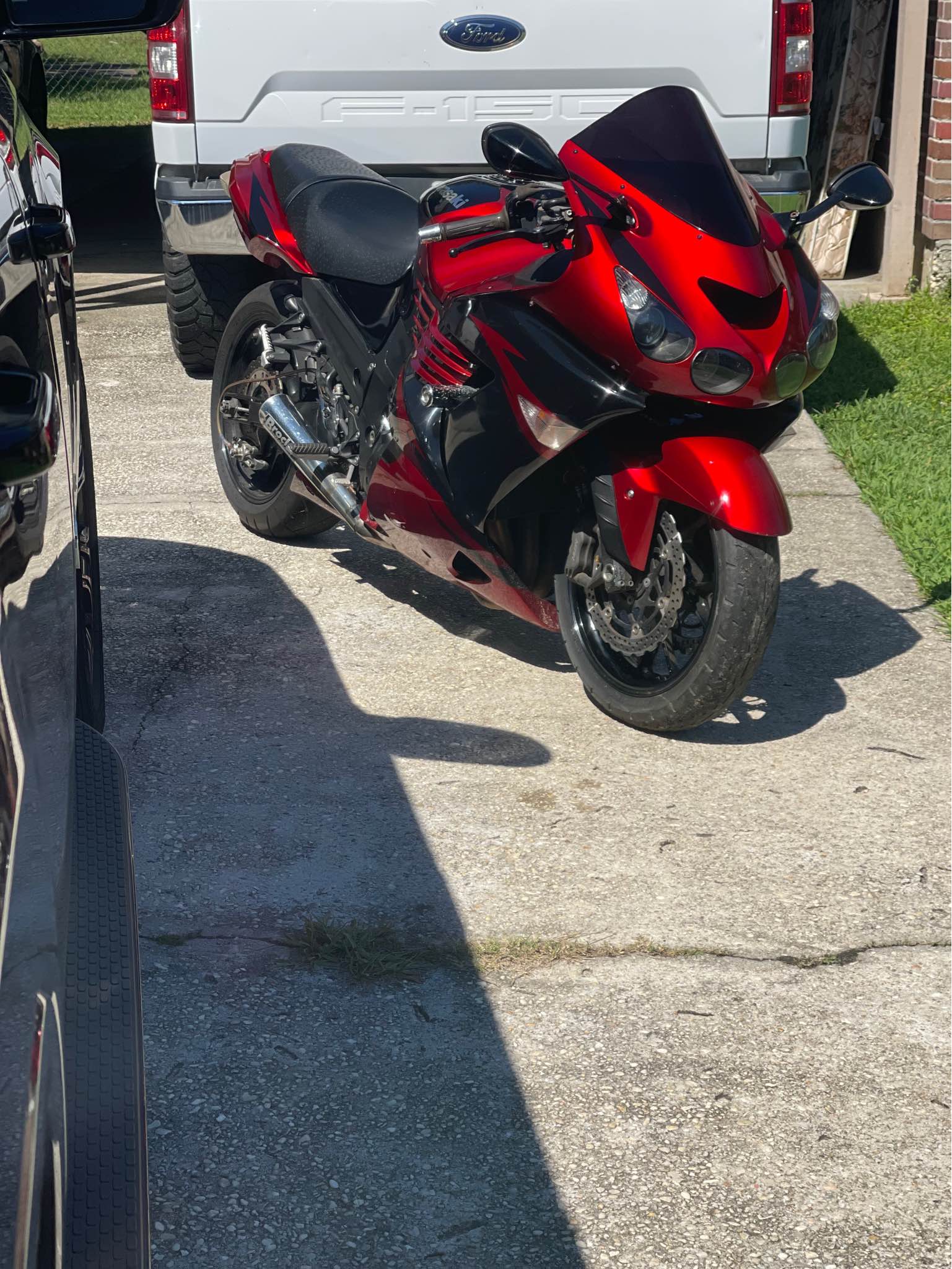 2008 Kawasaki ZRX · Driven 15,980 miles Super fast bike has no