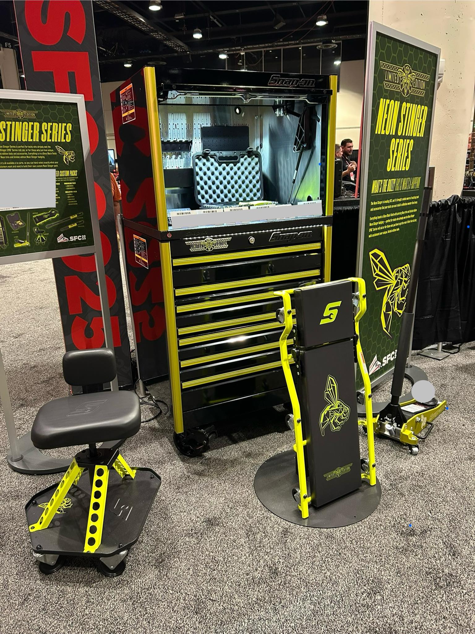 Neon stinger series 🐝