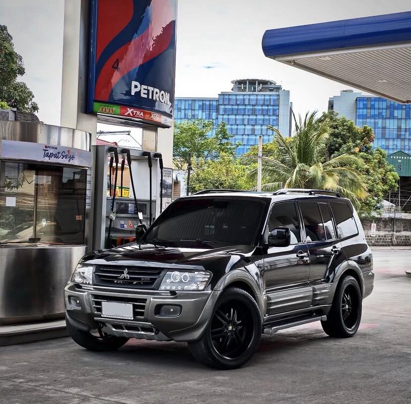 LH & RH FLOOR CONSOLE GARNISH FOR PAJERO SPORT 2018 WITH FOAM PADDING | Australia