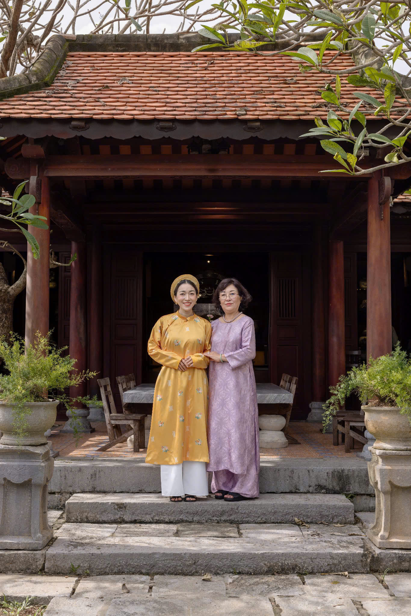 Nhà Hàng Cơm Mắm Cô Ri | Hue