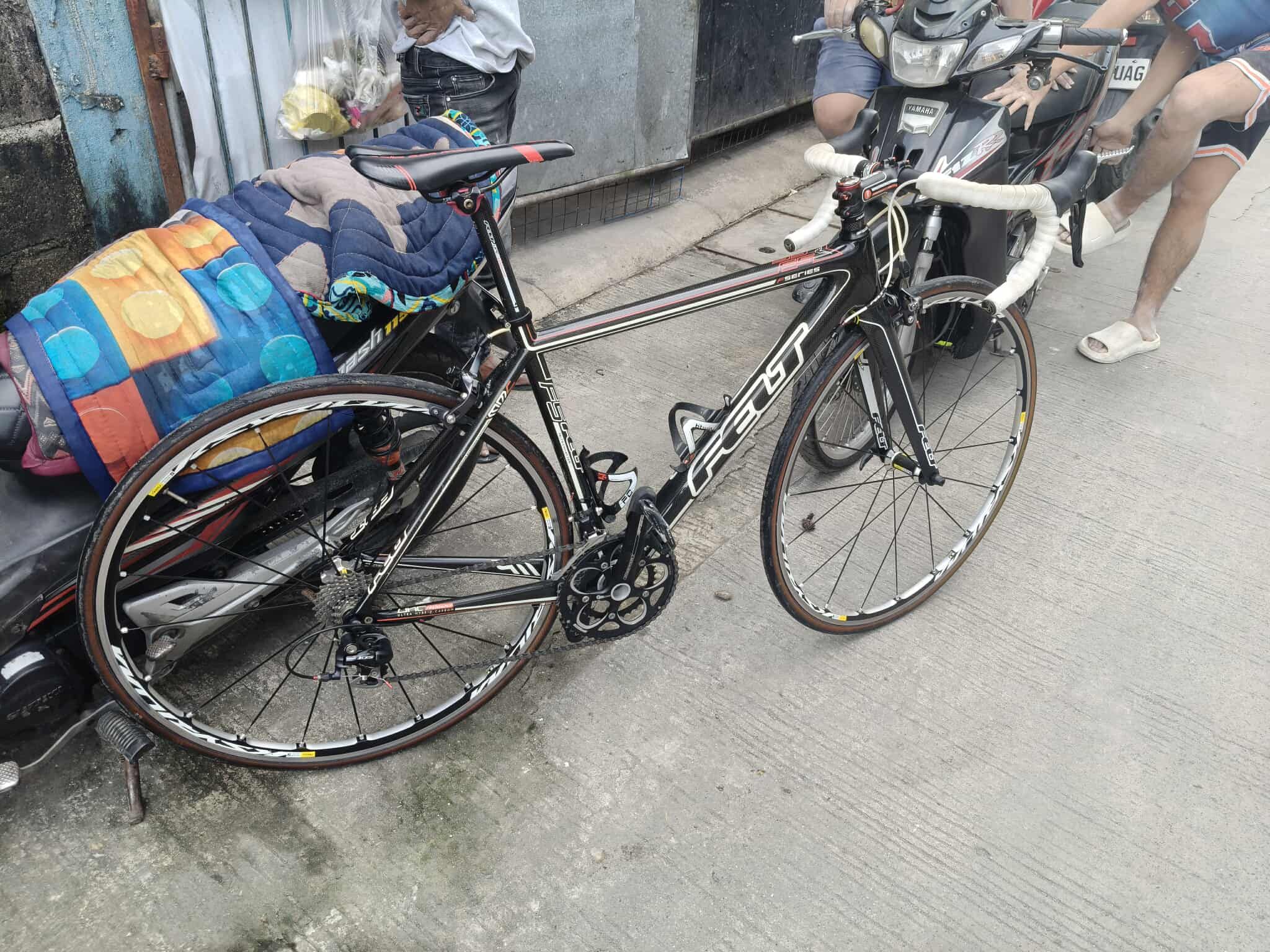 Felt f5 full carbon road bike for sale