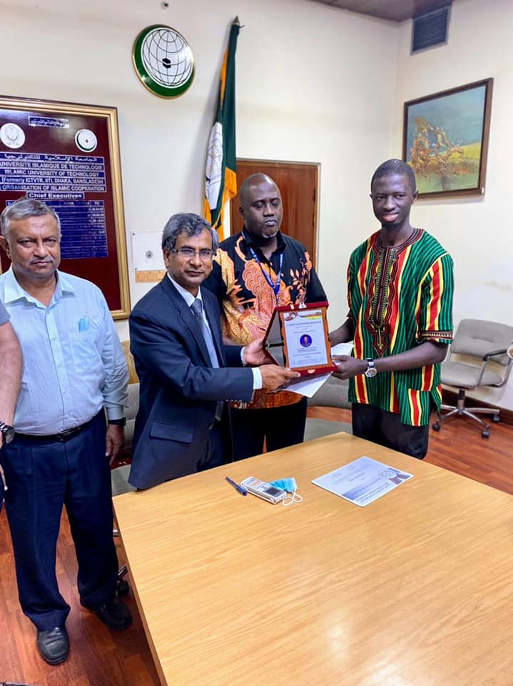 iutmuna-islamic-university-of-technology-model-united-nations