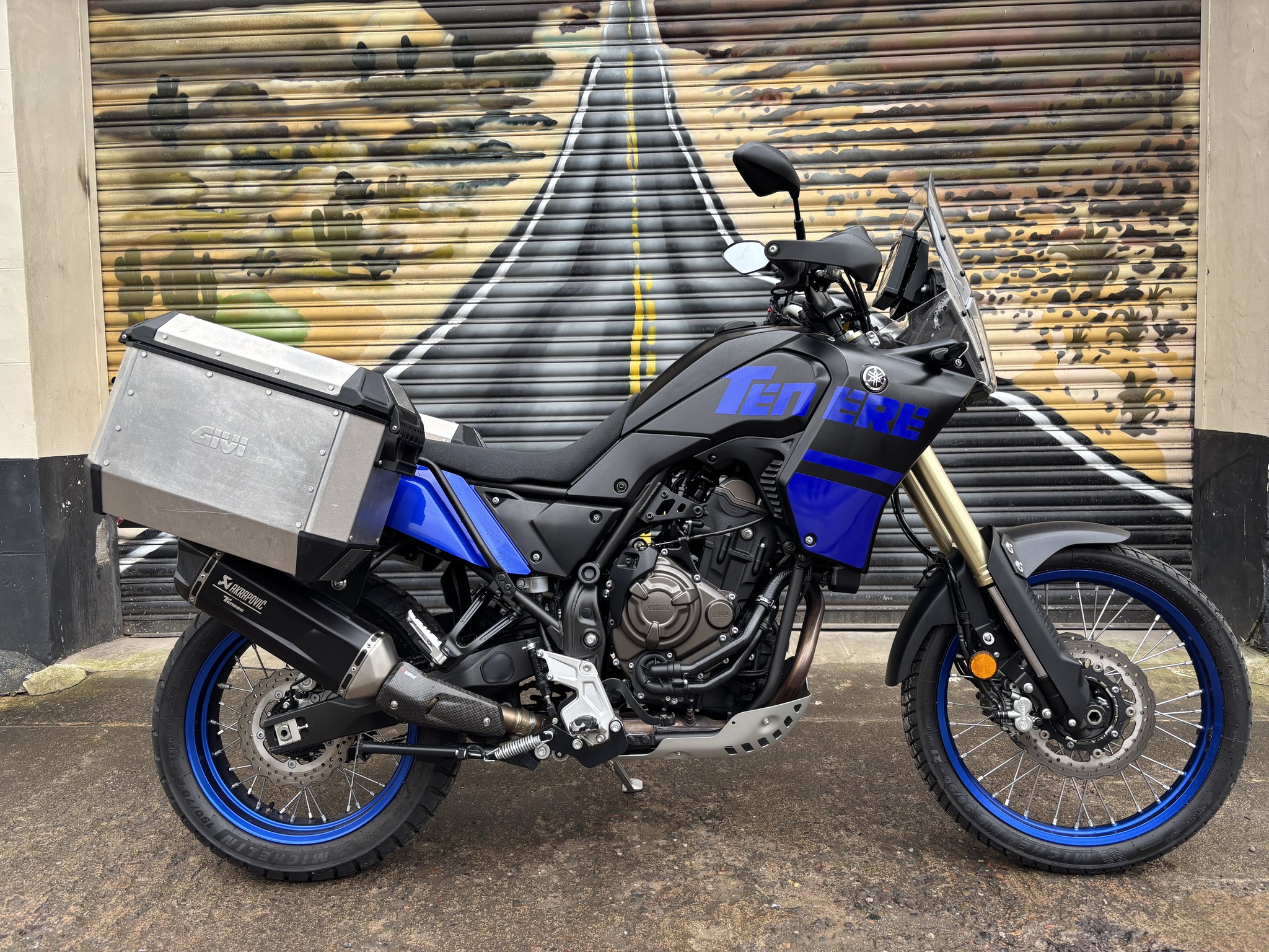 All good price @Harley (883 , 48X , 1200N ) @Yamaha R1 R3 R6 MT07