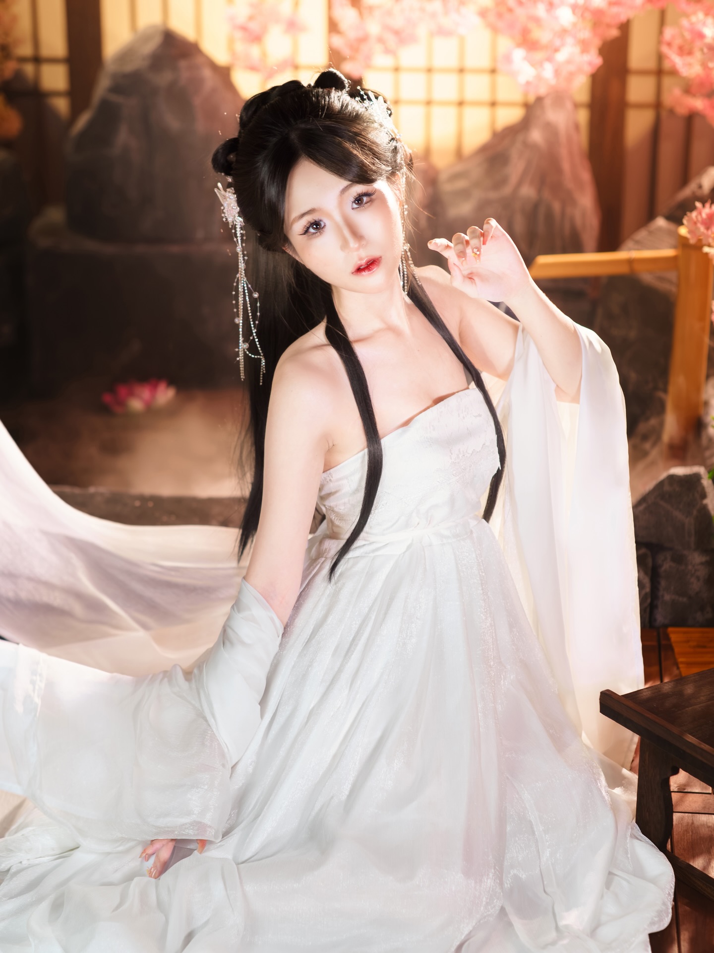 Ayuyu 유유 (@ayuyuudesu) • Facebook