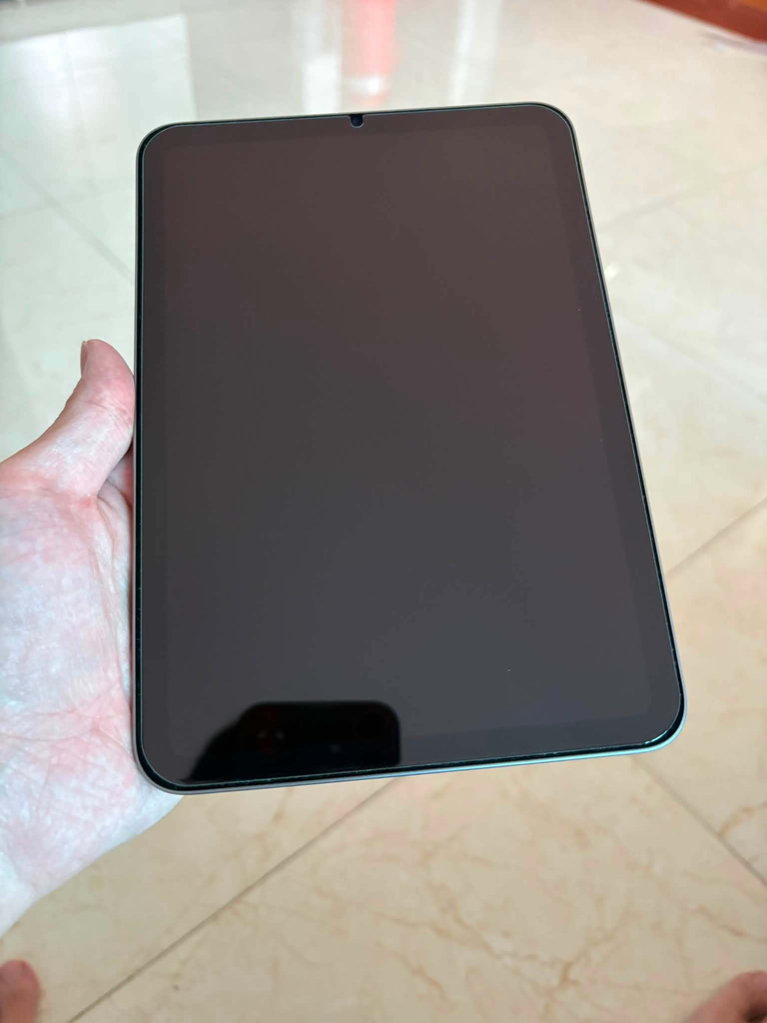 mình cần pass ipad mini 7 máy zin pin 97 ạ