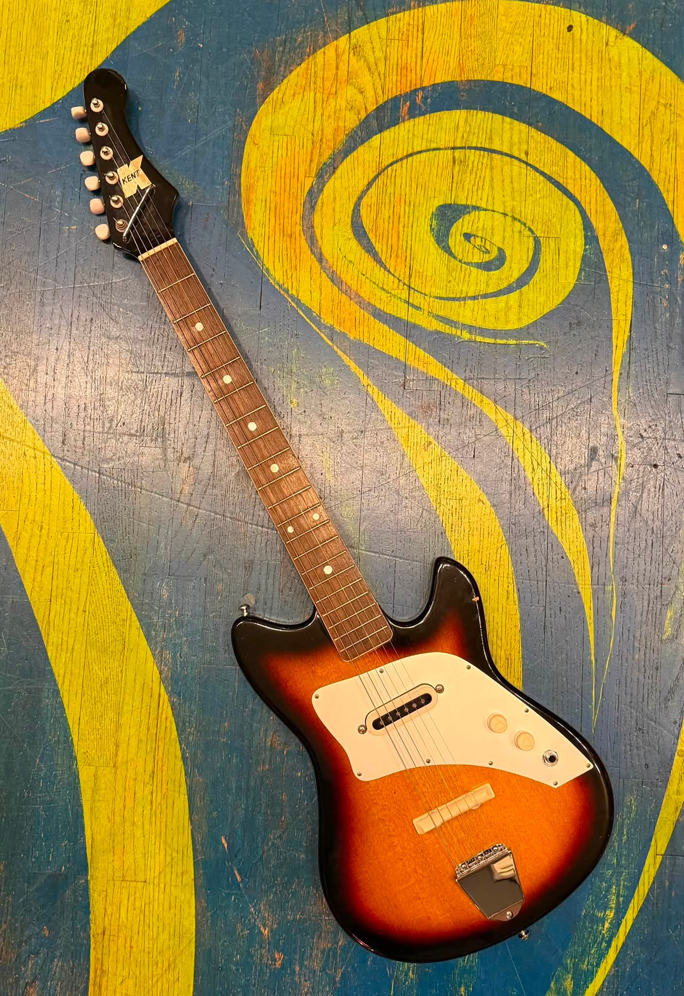 Kent Guitars (@kentguitars) • Facebook