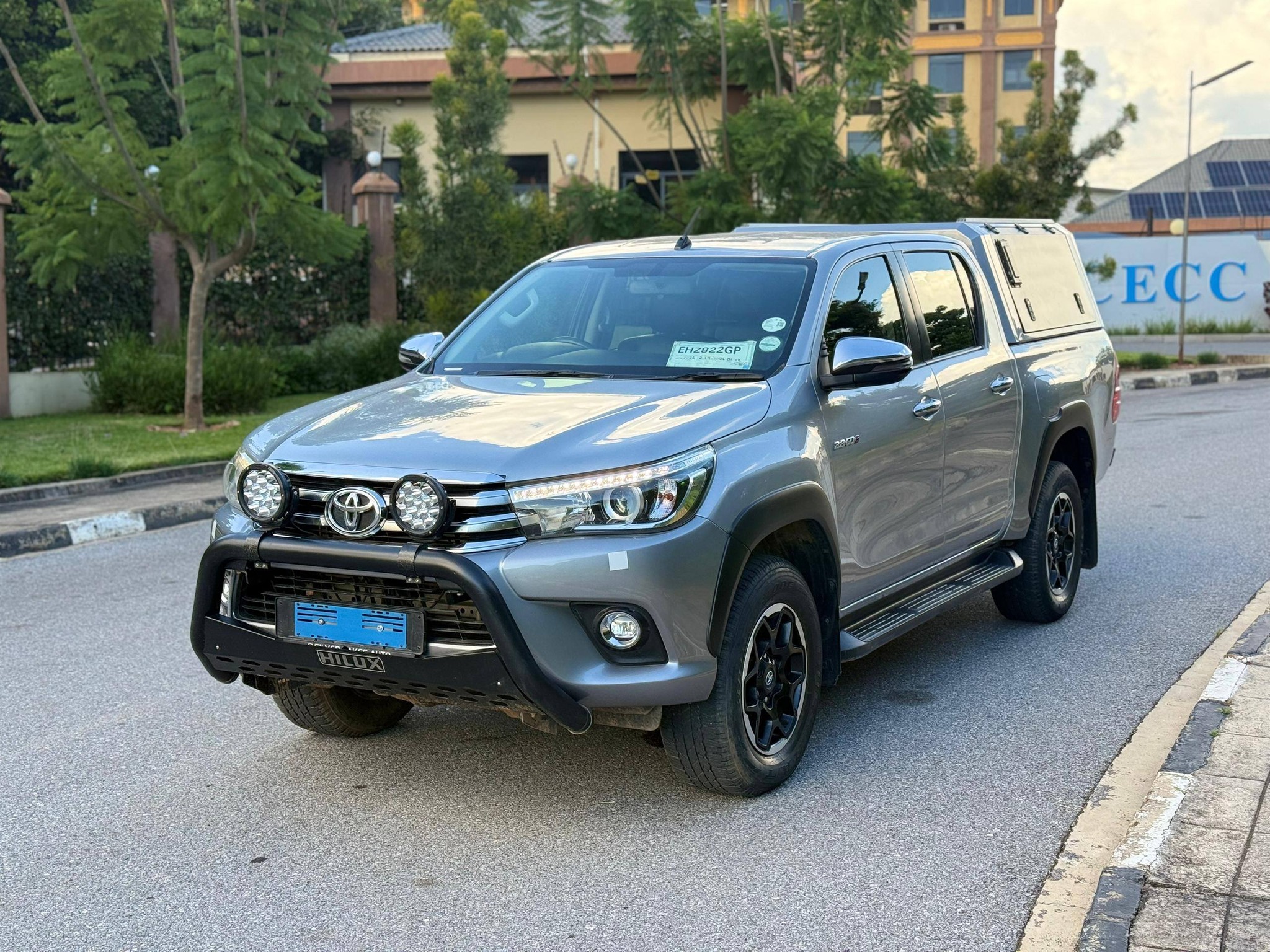 Hilux raider 2018 Auto 4x4 2.8L Canopy Mileage 71,609km Price