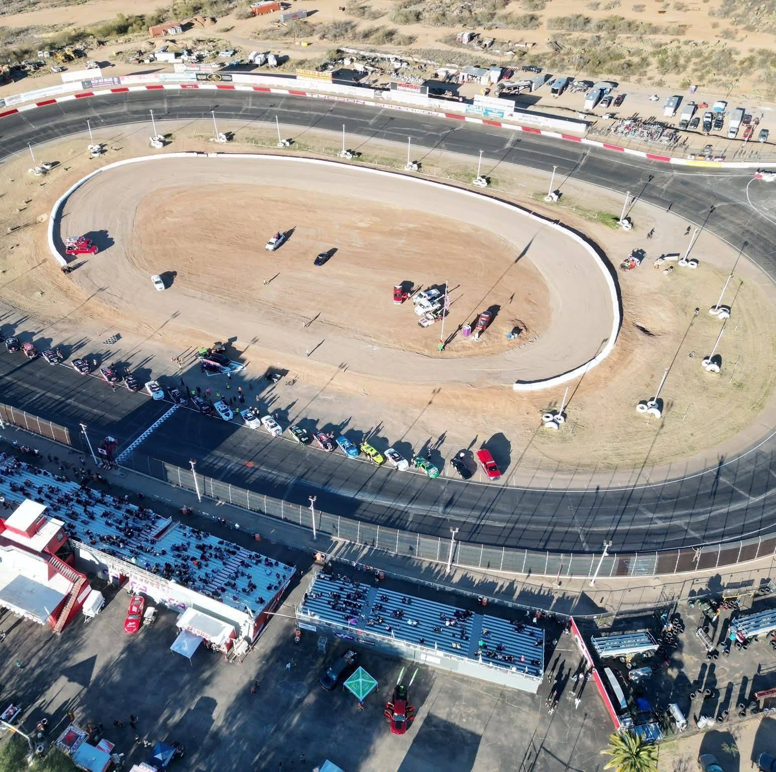Saturday, October 4th 2025 Central Arizona Raceway Stock car main event ...