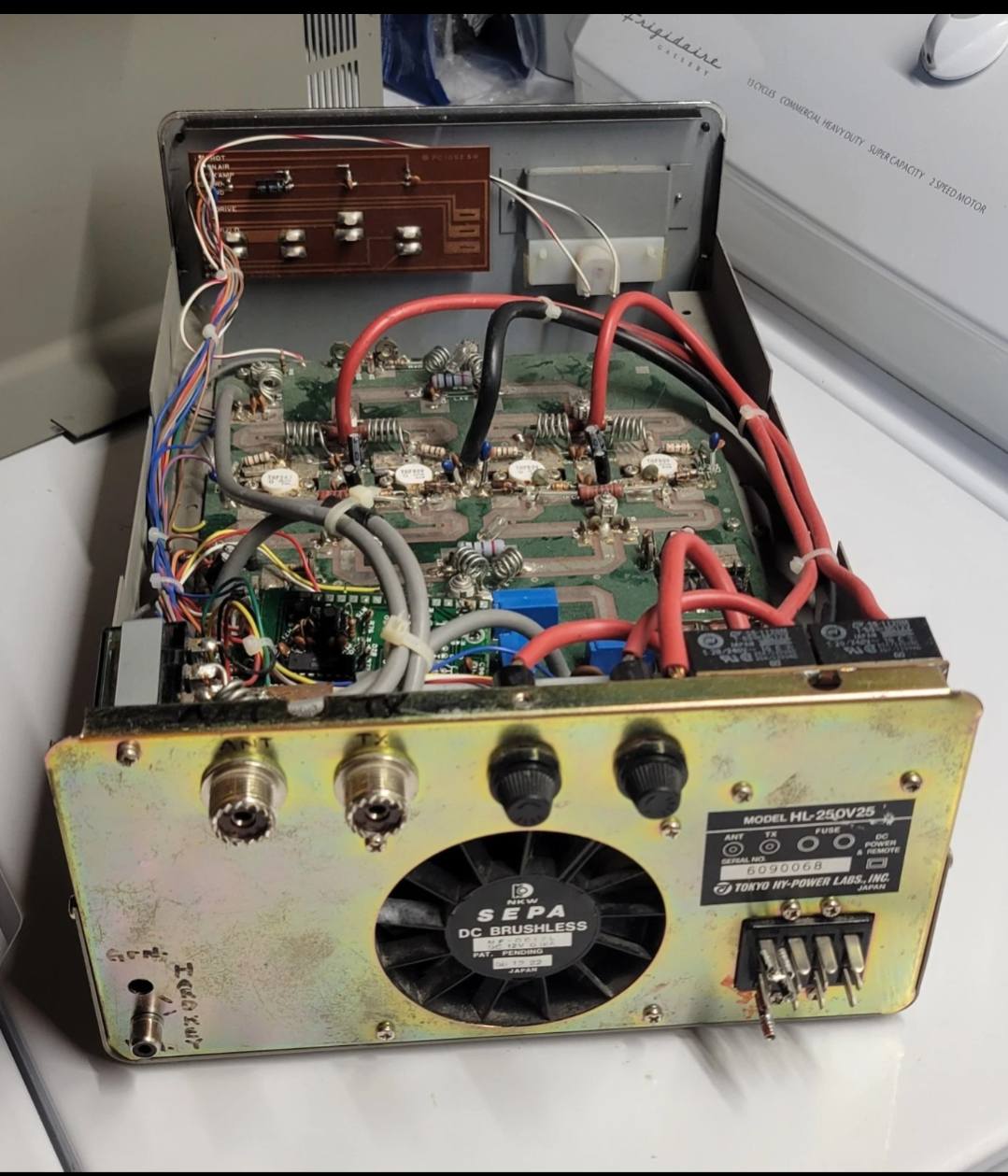 How to fix Tokyo Hy-Power VHF amplifier?