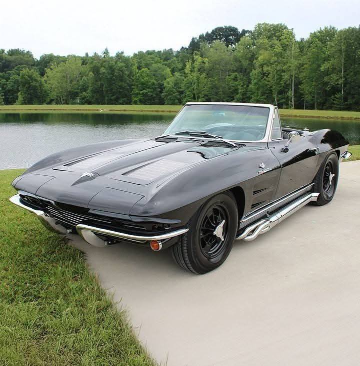 1966 Chevrolet Chevelle Malibu Convertible 💙 Power is provided by a ...