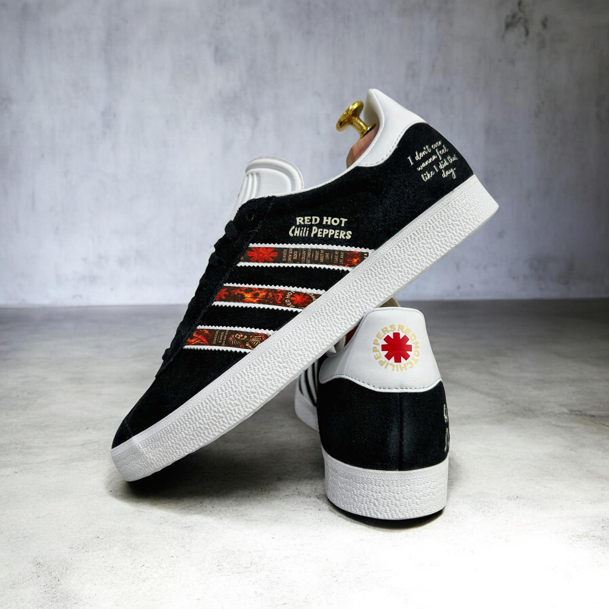 AVAILABLE TO BUY NOW 🚨🚨🚨 Adidas x Red Hot Chili Peppers