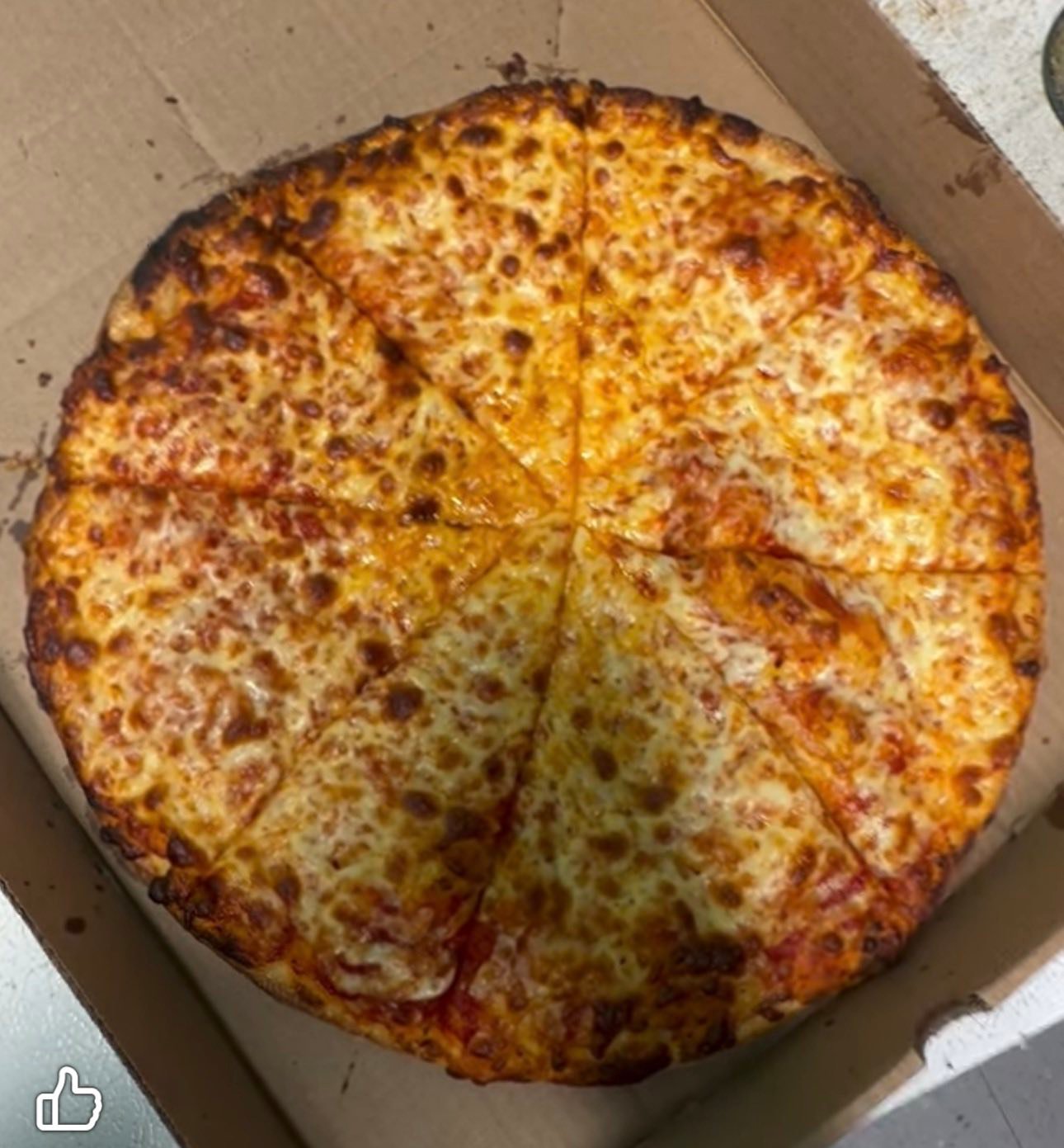 Weekend pizza and wings deal at Cowan Foods