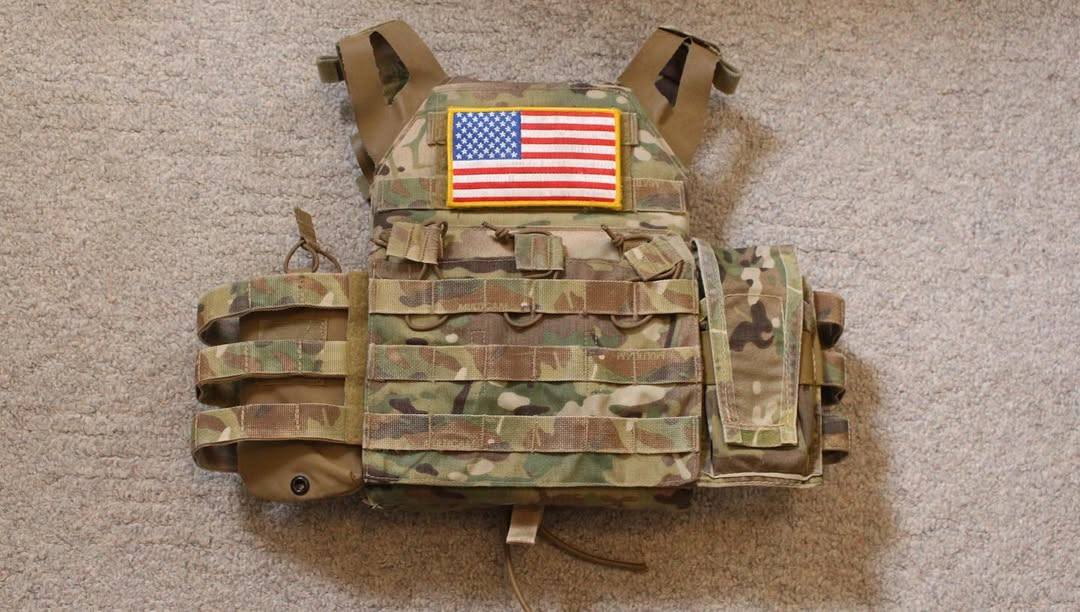 Crye Precision JPC 1.0, MEDIUM 1 MULTICAM MID GEN $300 11 Still