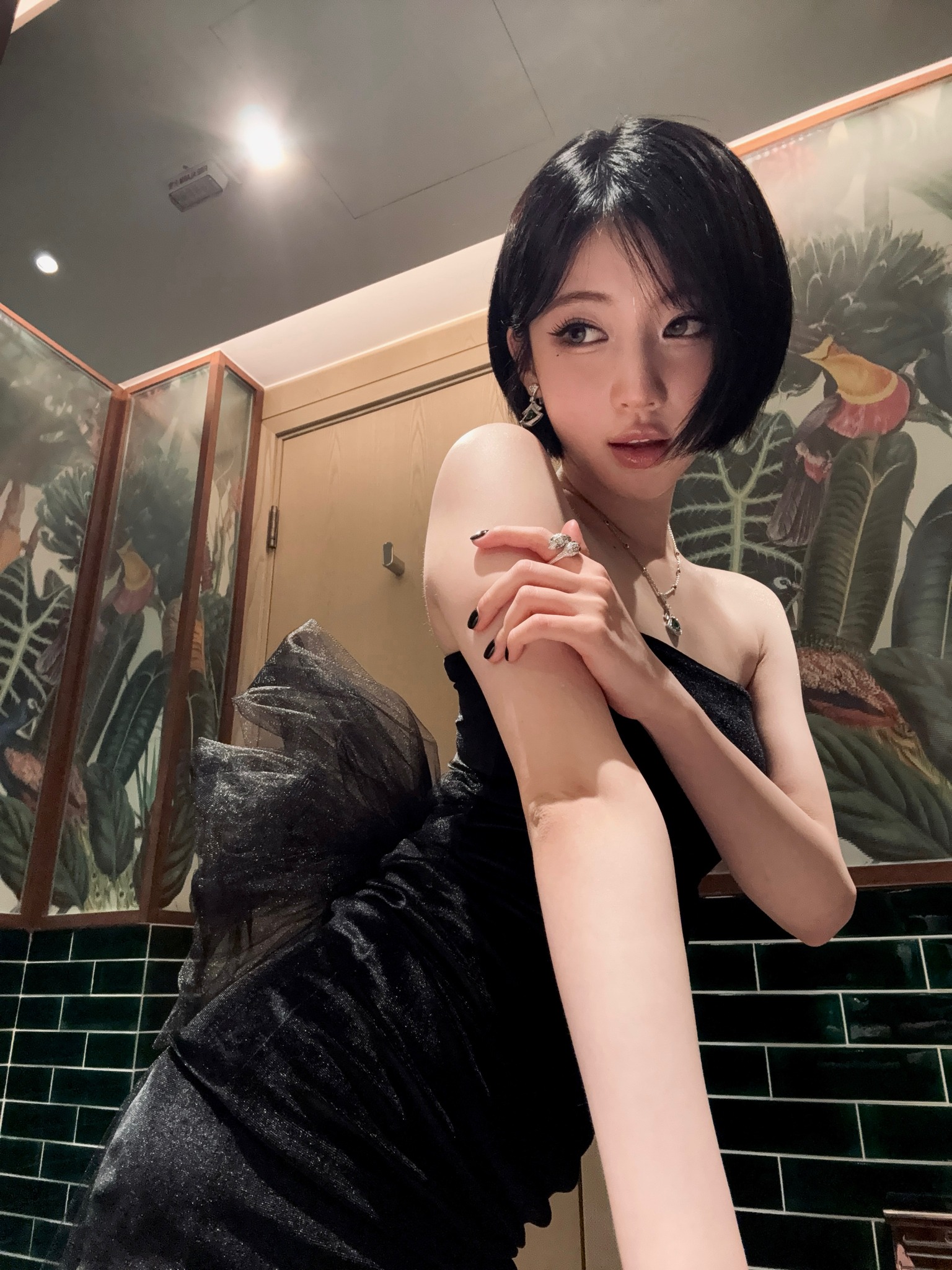 🌺 [📷] ASA Weverse 260330 . #ASA #BABYMONSTER #아사 #베이비몬스터