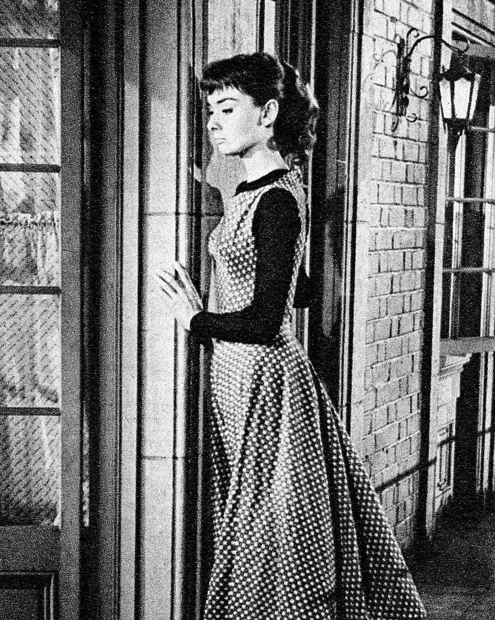 audrey hepburn sabrina black and white dress Hepburn's iconic film DENIM OBSESSION Orange Homecoming Dresses | Size:IT 38 - US 7.5