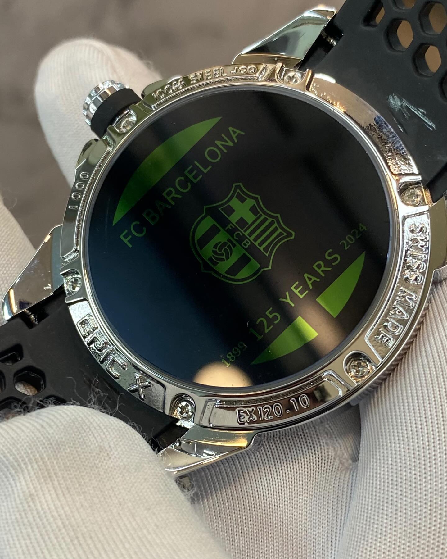 The Barcelona Watch is now available for football lovers