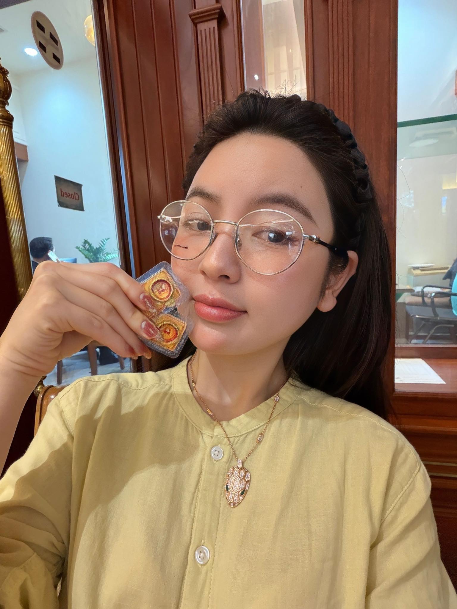 Chu - Nay ngày Vía Thần Tài 🥳🕊️🤗 11h e Huyền live tặng Vàng chị e để ...