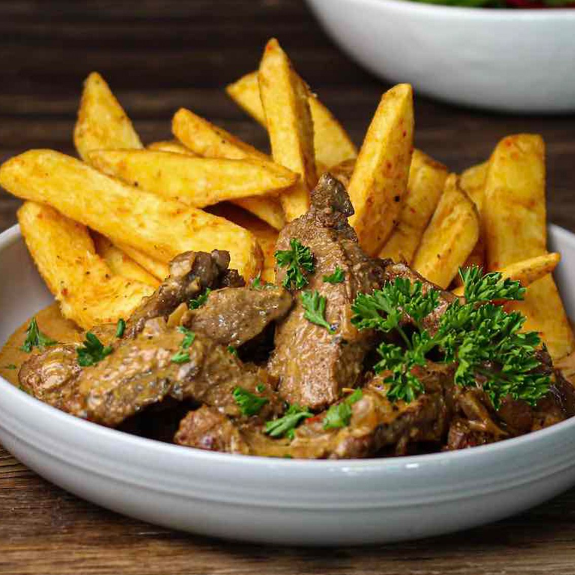Pick - 🍽️🔥 Portuguese Rump & Oven Chips 🔥🍽️ A hearty, creamy classic ...
