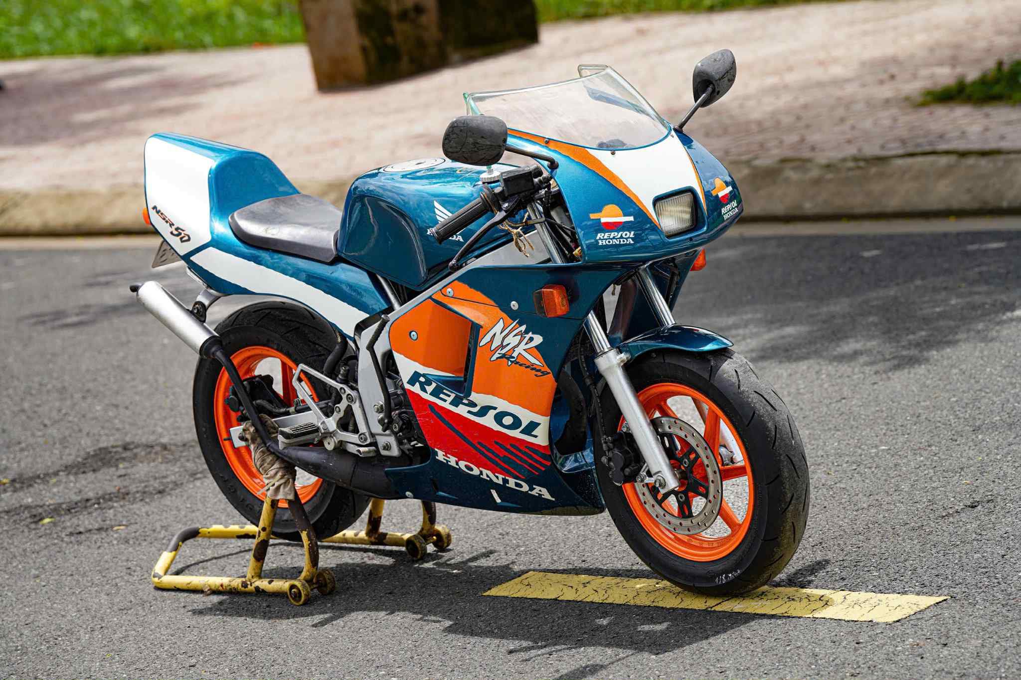 Why does 1999 Honda NSR50 VIN start with HC06?
