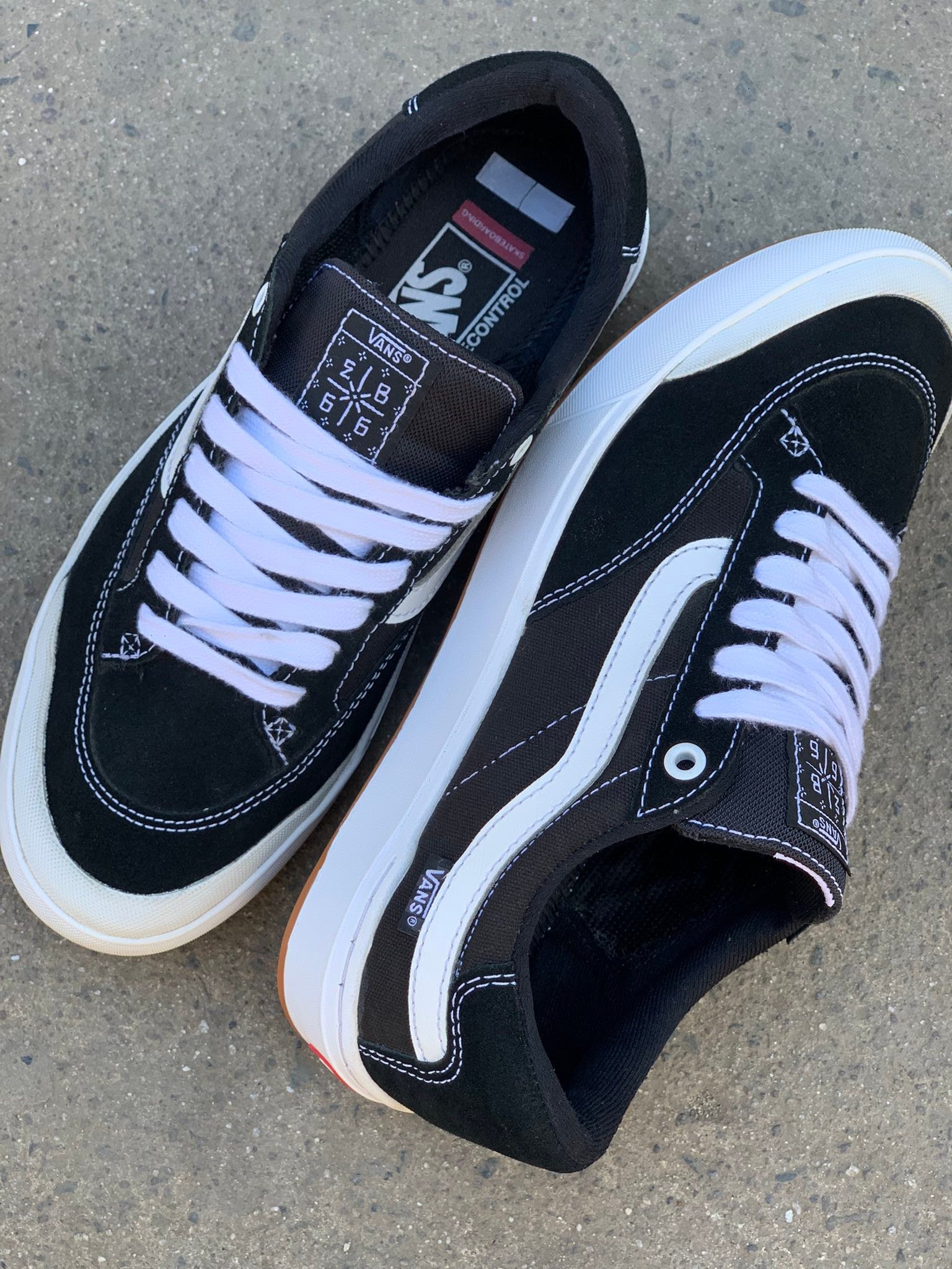 Vans TNT Advanced Prototype Trujillo Pro Skate Colour: Black Gum 