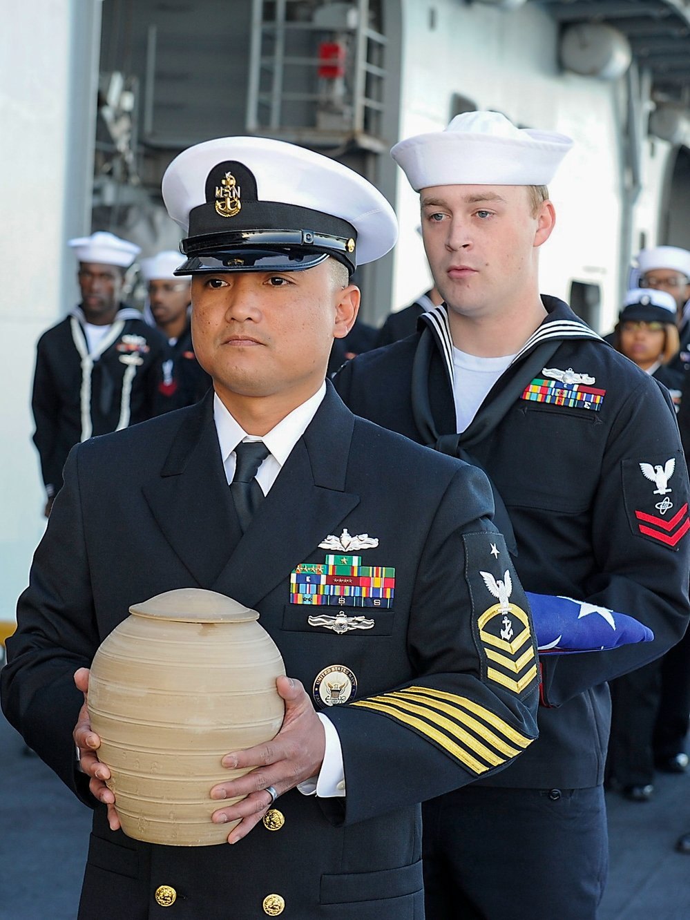 Go - Senior Chief Petty Officer Jason Duque and Petty Officer 2nd Class ...