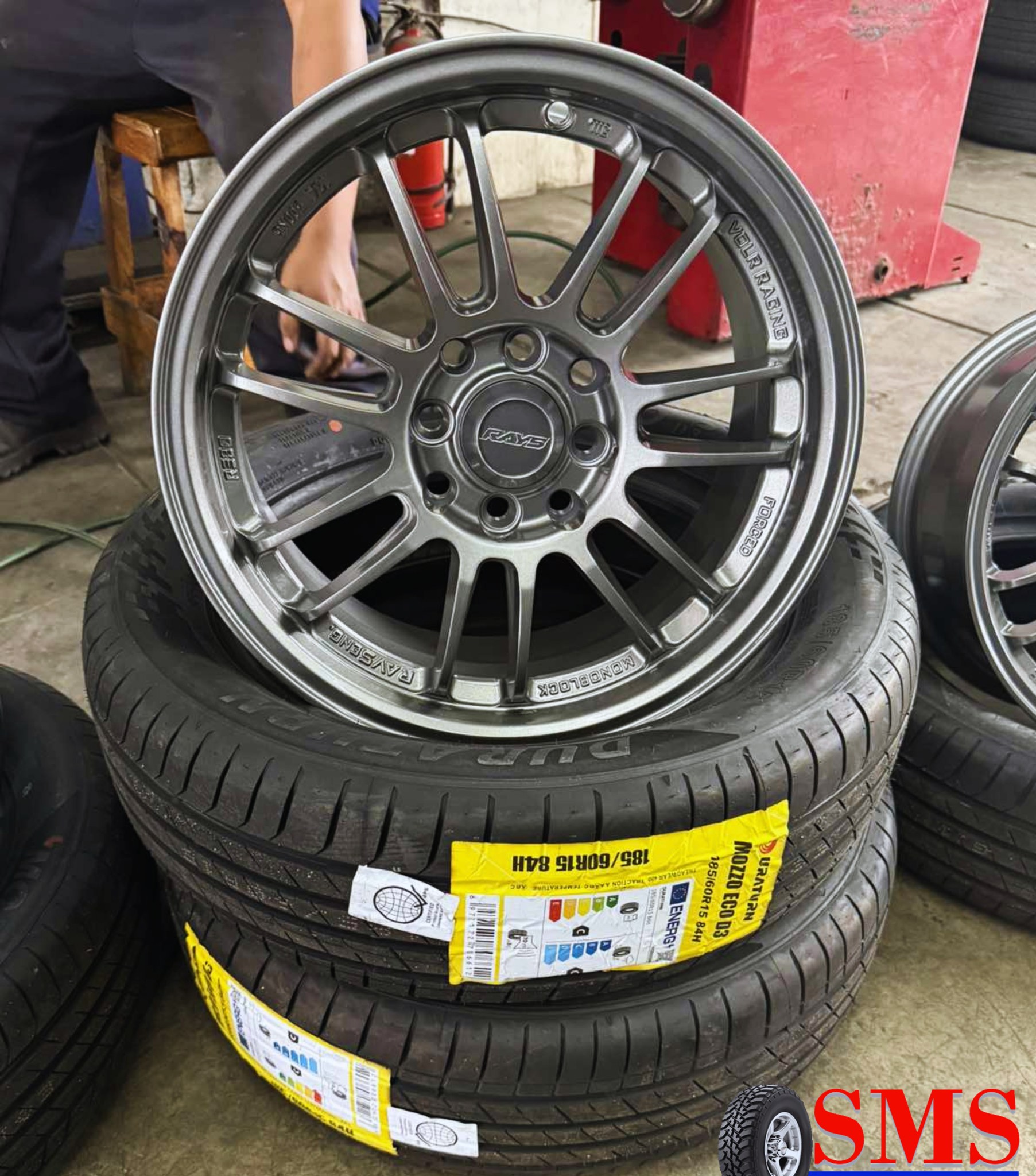 RAYS RE30 15x7 8H 100/114 HB + Duraturn Eco D3 185/60 R15 Street 