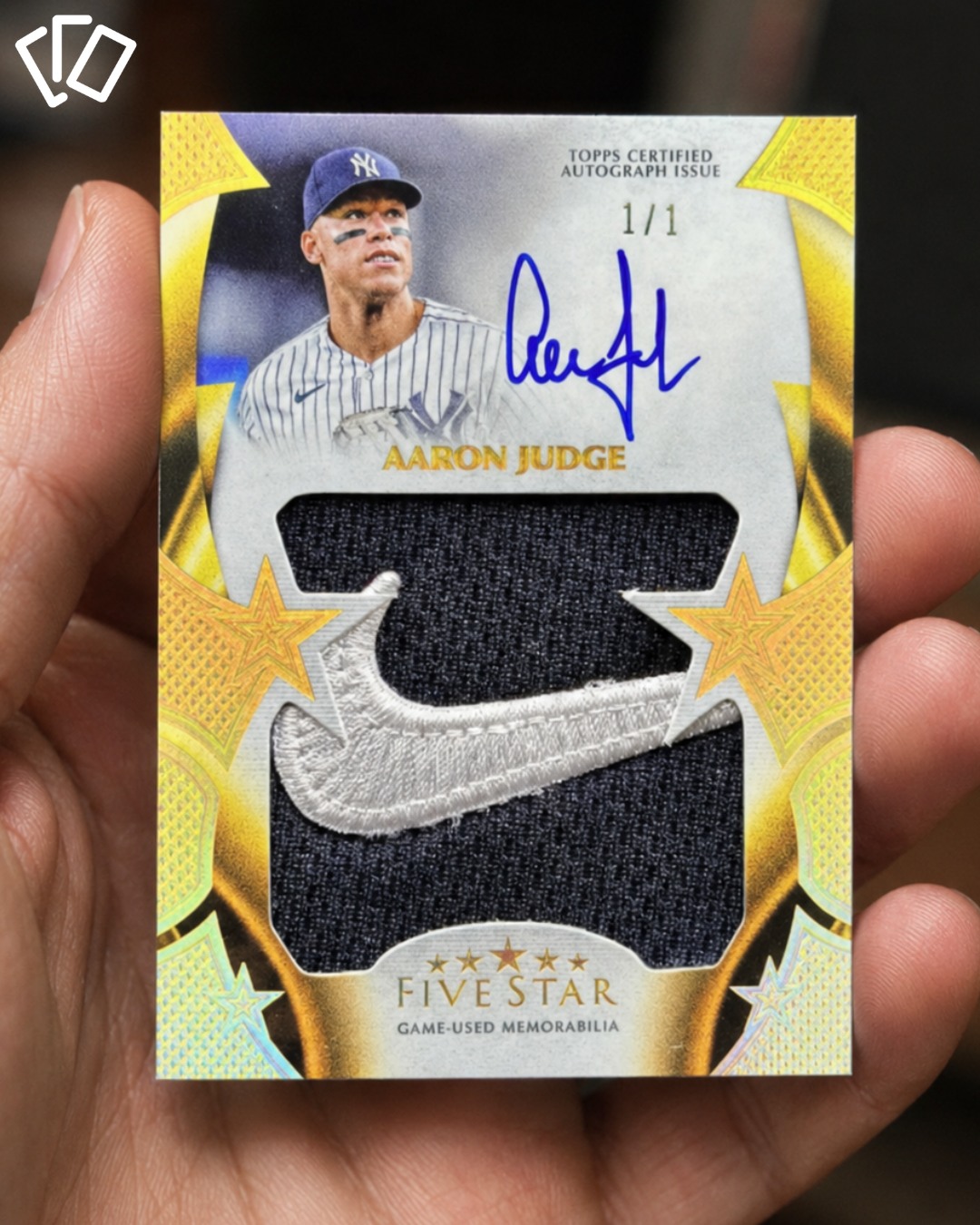The game-used patch inside this Aaron Judge card is insane 🤯 (via