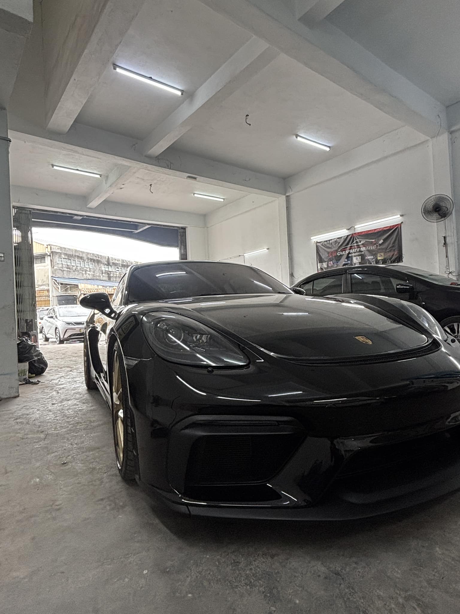 UR CAR Spray Painting Automotive