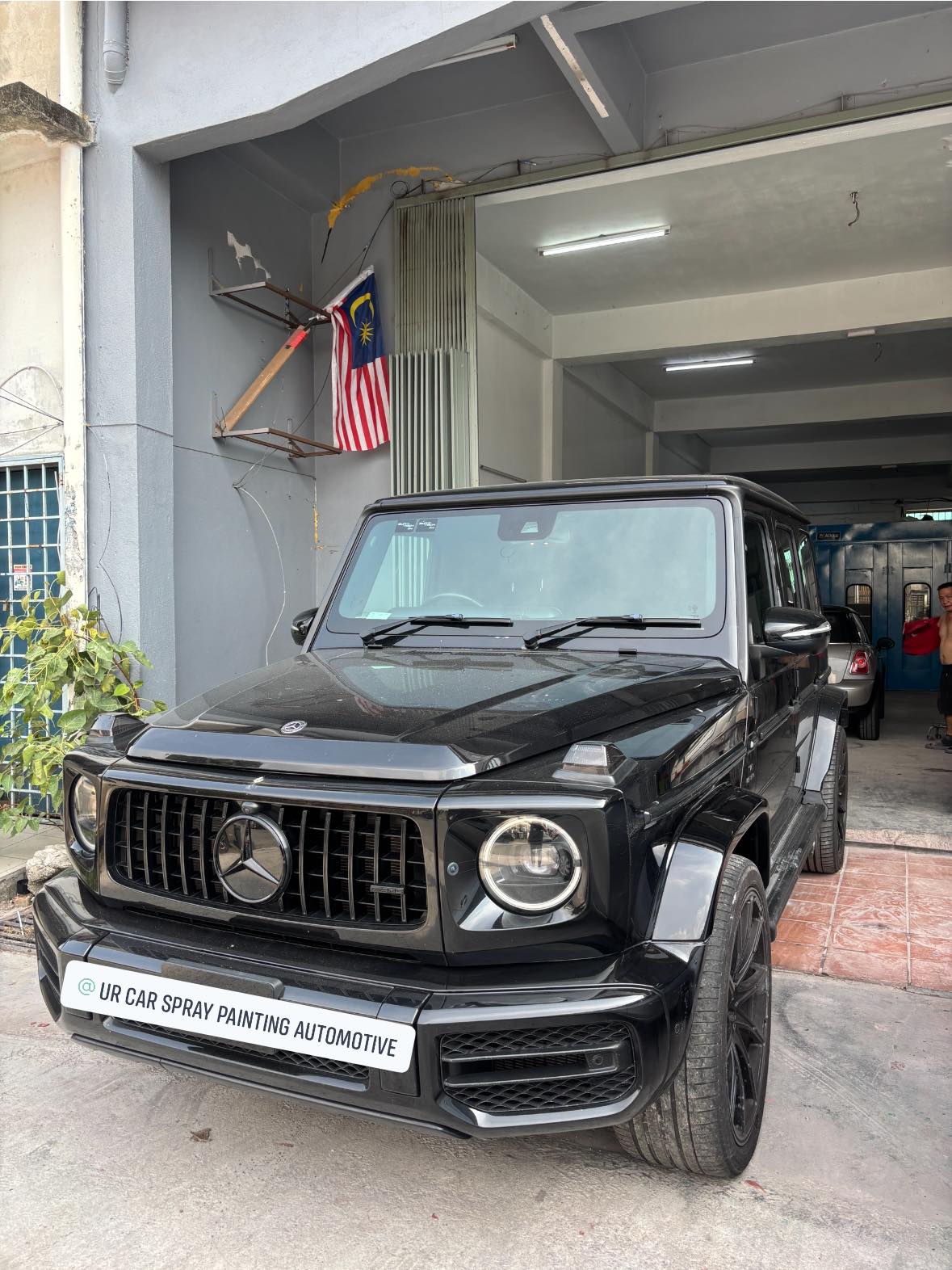 UR CAR Spray Painting Automotive