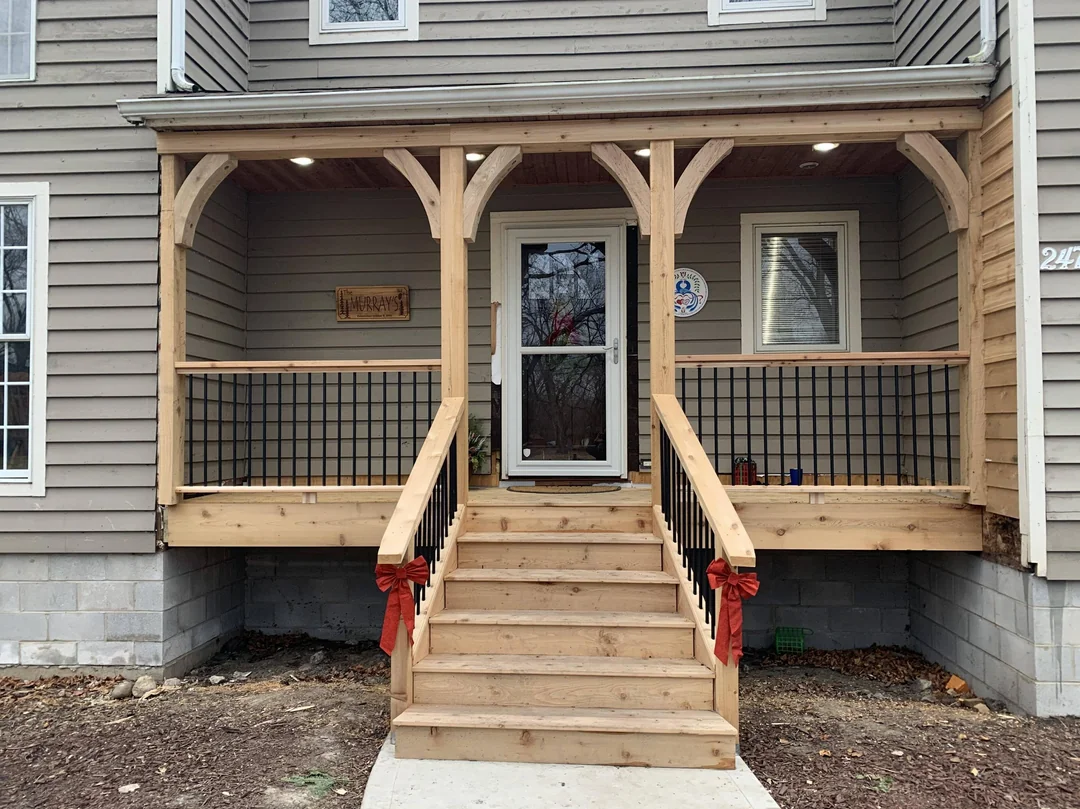 Lopez - Front porch is all done! 🏠📐🔨🪚 . . . . #framing #rafter #roof # ...