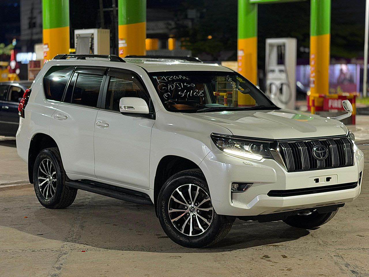 TOYOTA LANDCRUISER PRADO* SPEC: TXL leather package Year: 2021