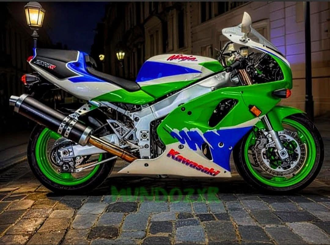 The Kawasaki Ninja ZX-7R is a legendary 90s superbike, powered by