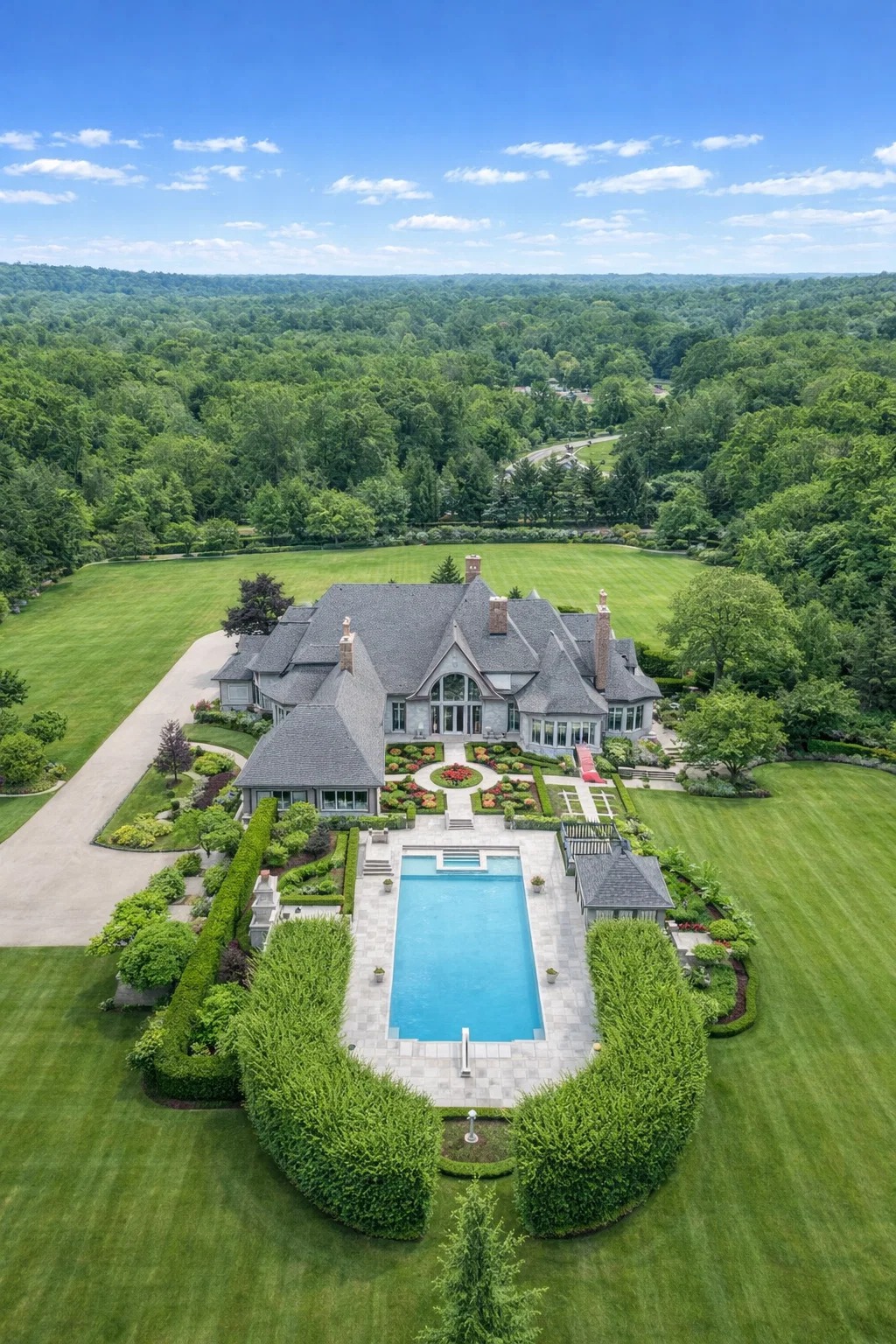 I Love - Don't miss this beautiful home: https://luxury-houses.net ...