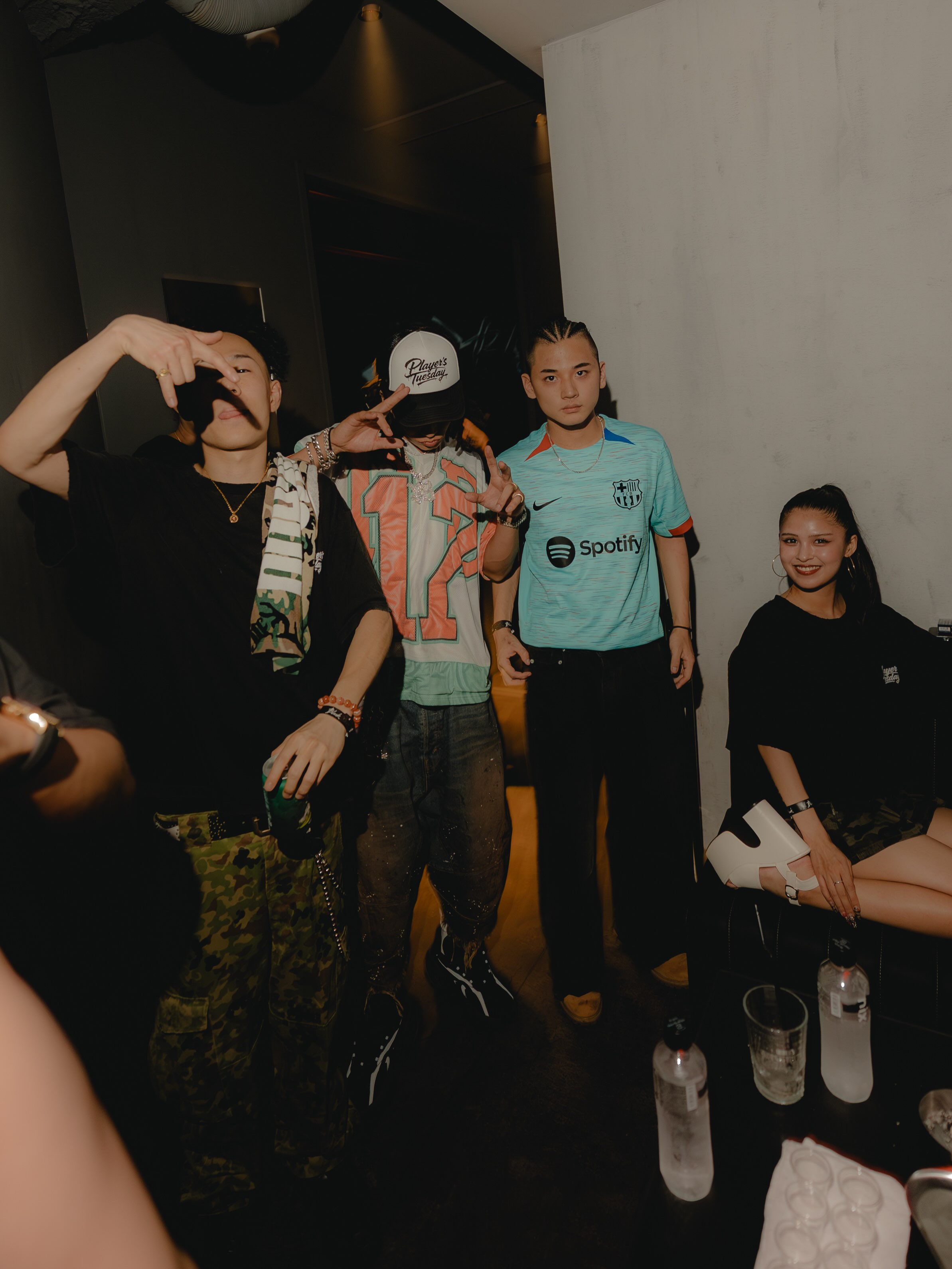 ellow Bucks - ¥ellow Bucks updated their cover photo.