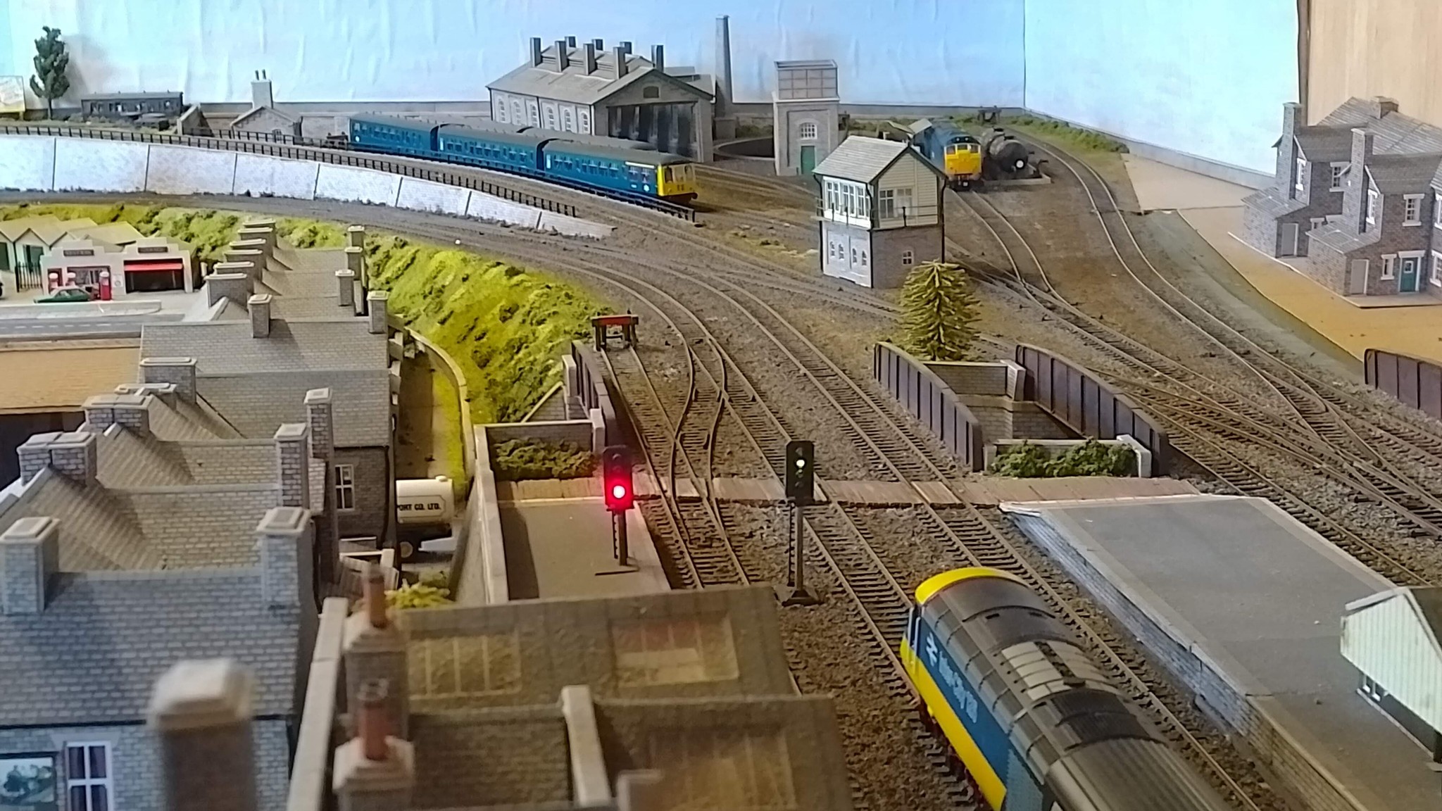 DCC Model Railway Signalling