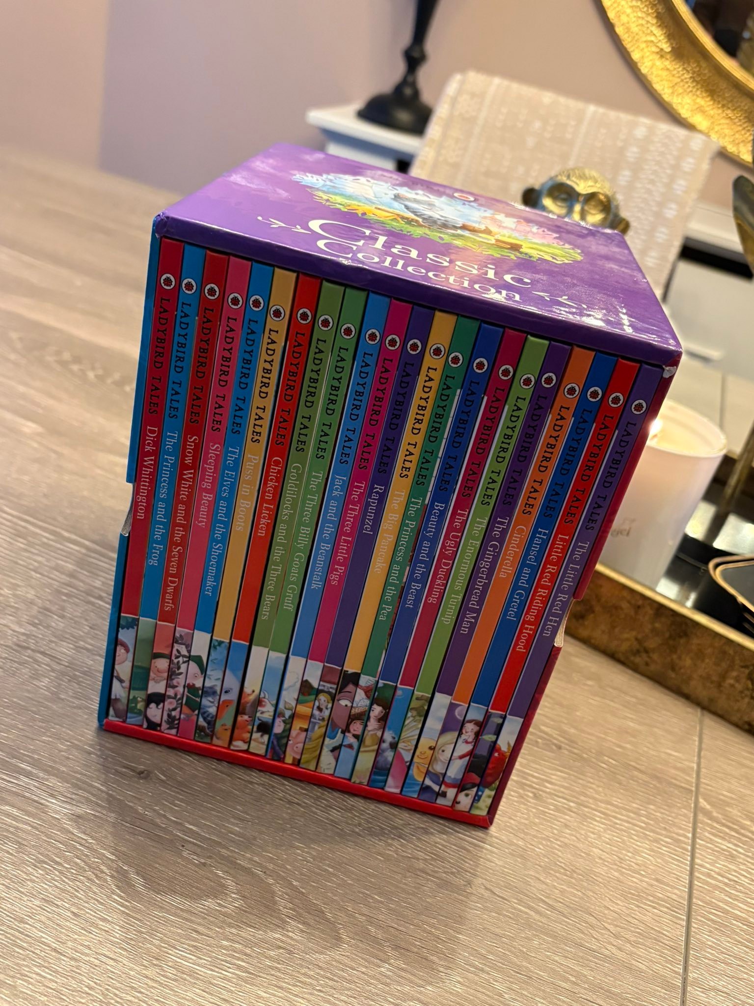 For all you book lovers for children 📚 Tales Classic Collection