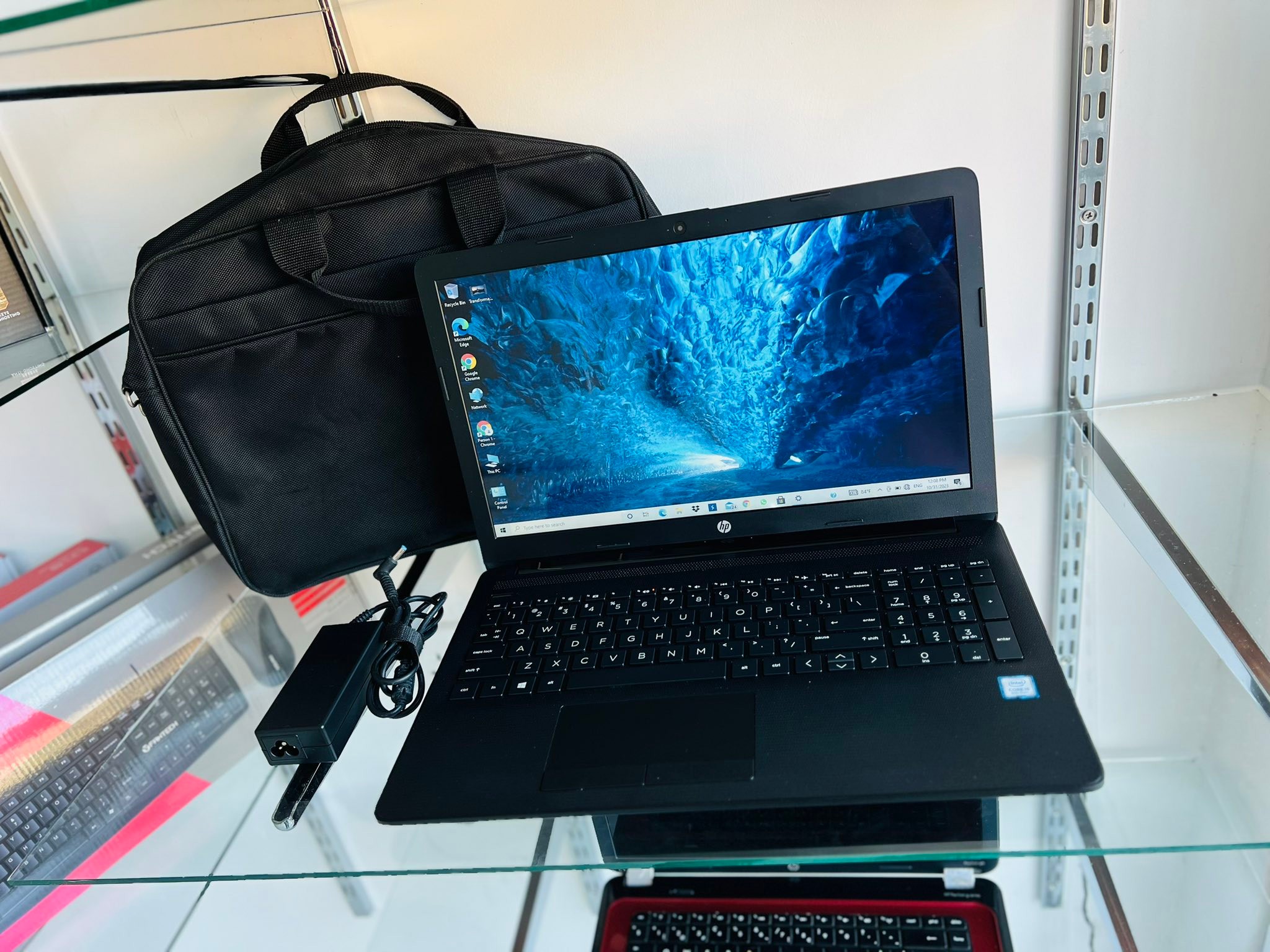 ? HP 15-da | i5 8th Gen | 8GB RAM | 15.6” Display USED LAPTOP FOR 