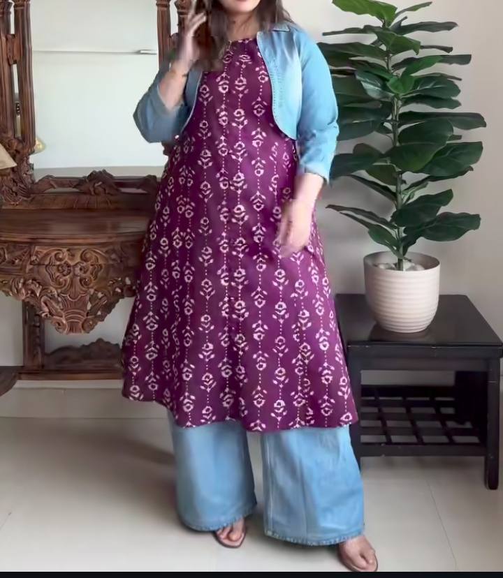 guess denim mini dress Y2K Cargo (S) promising an escapade into Sleeve Old Style Dresses Comfortable dress Size:US 18W