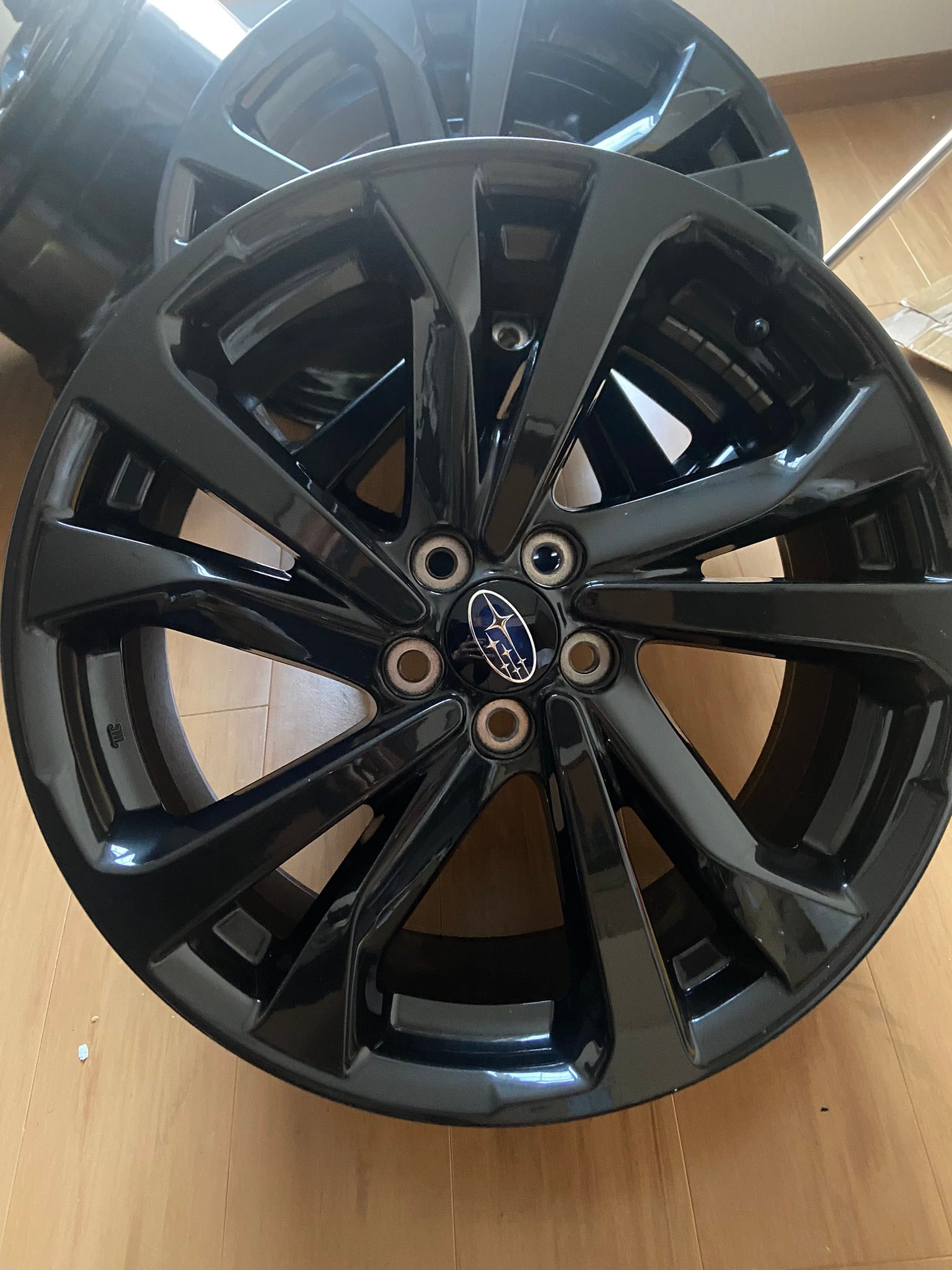 Có dư bộ mâm xe subaru インプレッサスポーツSTI純正 18インチアルミ 
