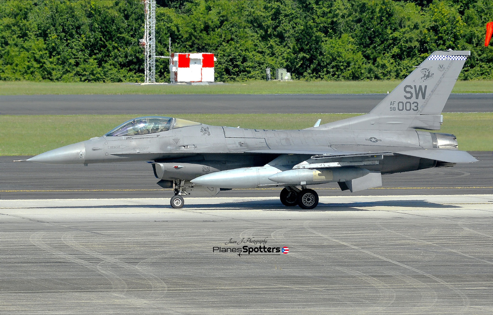 A JASSM-armed U.S. Air Force F-16C assigned to the 157th Fighter