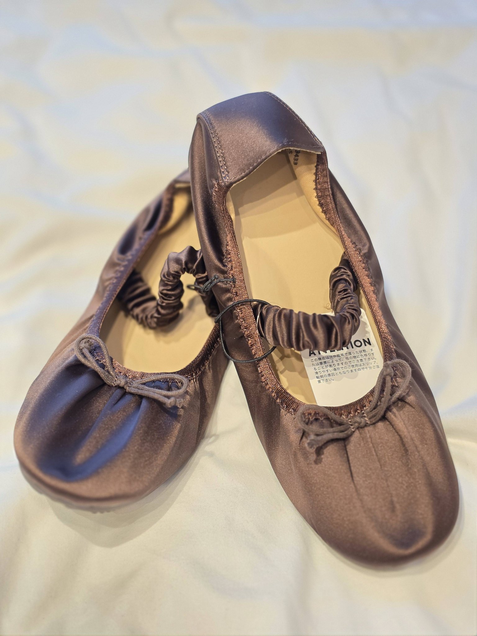 GU JAPAN Strap Ballet shoes ❤️ Free Air cargo to Davao, ETA 