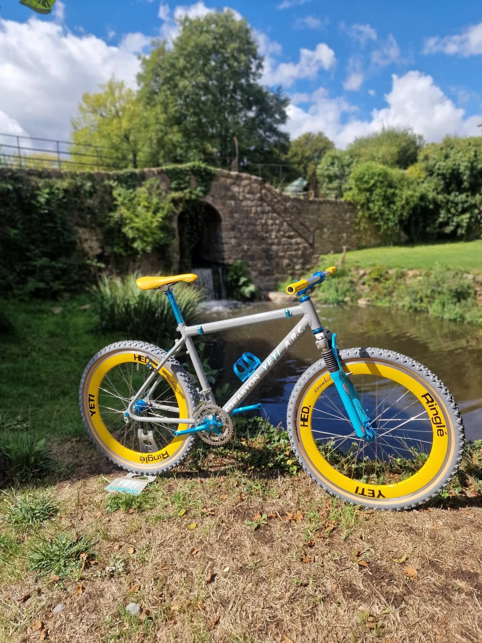 Missy's 1992 YETI ARC AS Custom Frame Bike