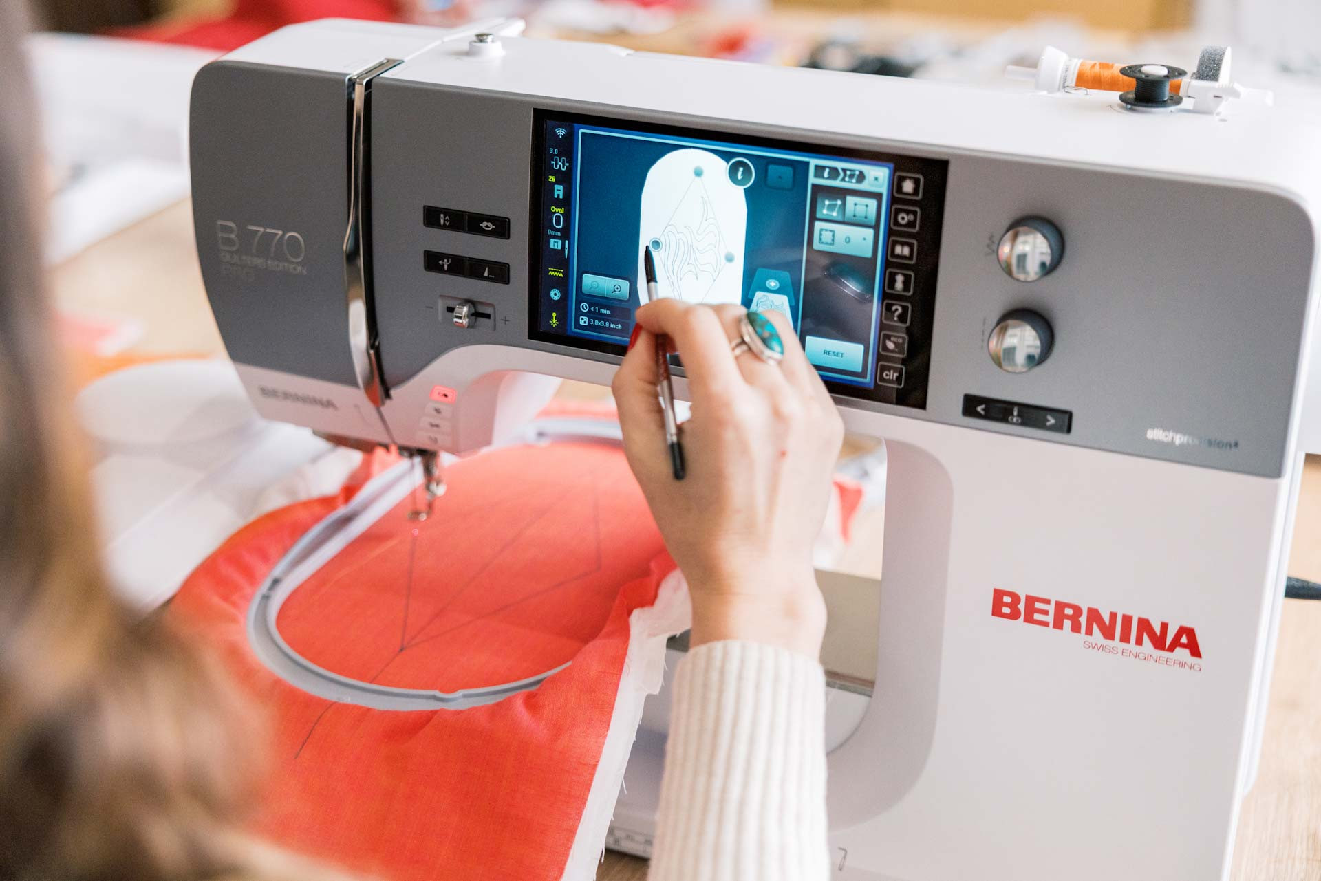 Bernina - 🪡 Confused about which embroidery hoop you actually need? 🪡 ...