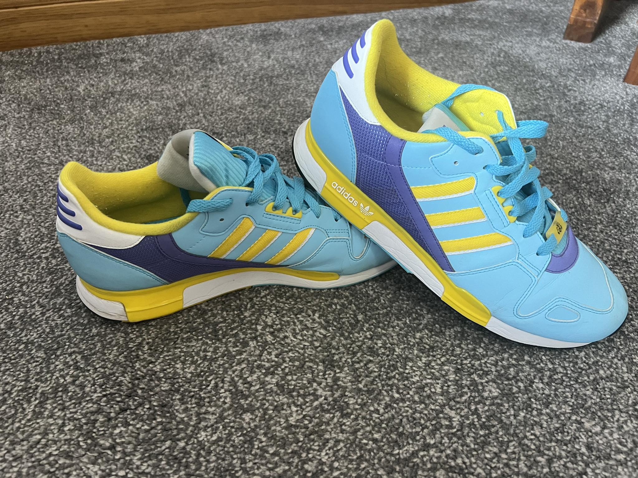 サリー Today's guttys 👌🏻zx 800 🌞the year my lassie was born 🩵💛💜