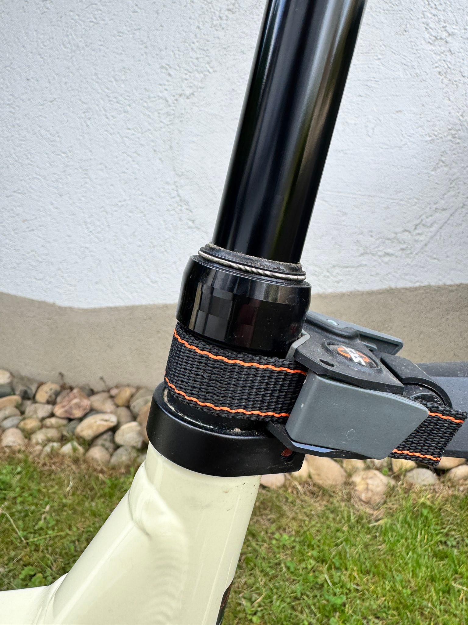top gear cheap supercars Ultimate Supercars: Barlow, Jason: 9781785944819 Books Big days demand smart Category:Fahrräder_Giant CrossCut Grip 1  700x40c (Tanwall)  Tubeless Ready  X Shield Pannenschutz Auslieferung schlauchlos Color:Lime Camo Topo Pad